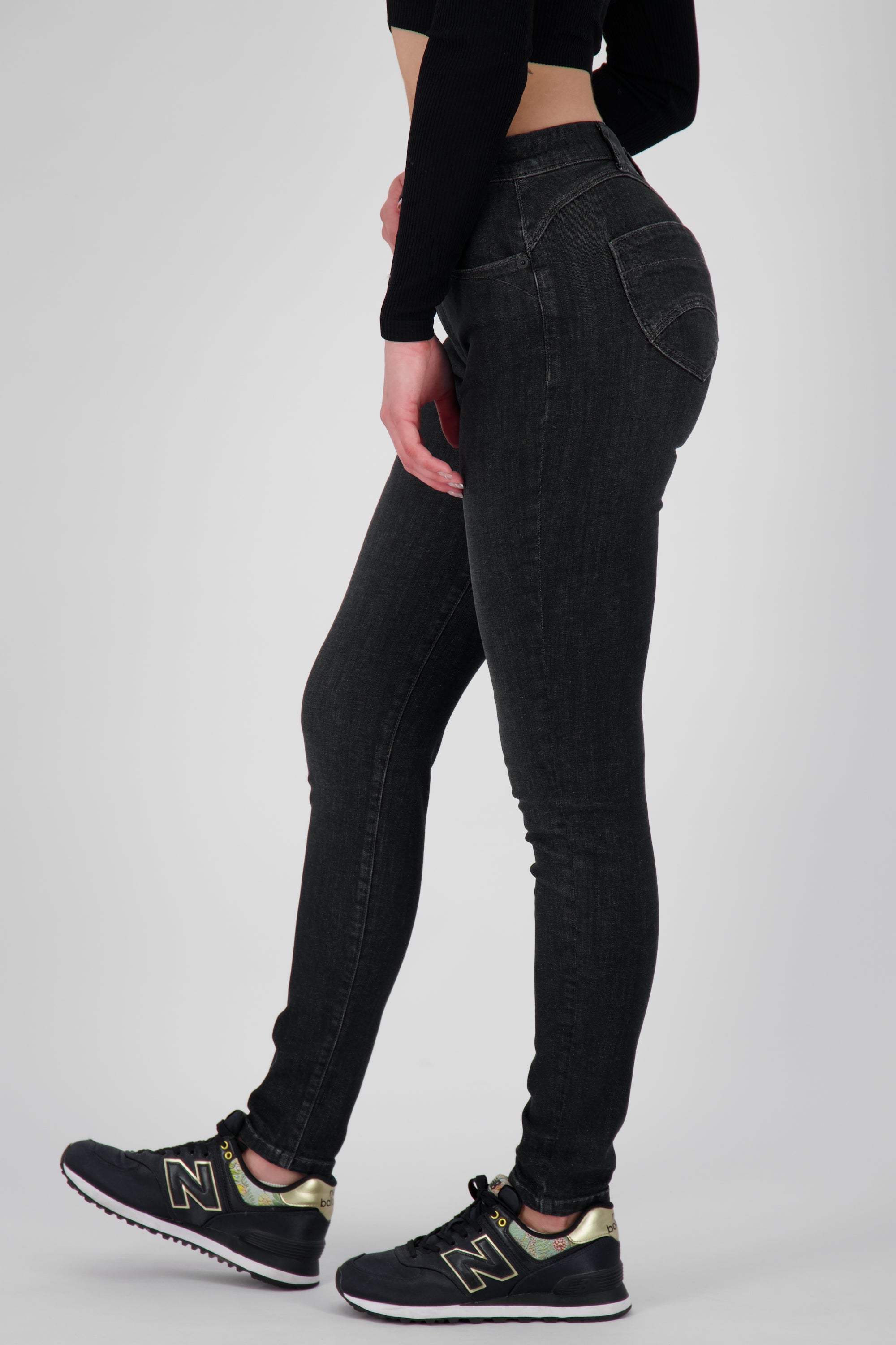 Trendige Damenjeans - ChelseaAK B Skinny Jeans Schwarz