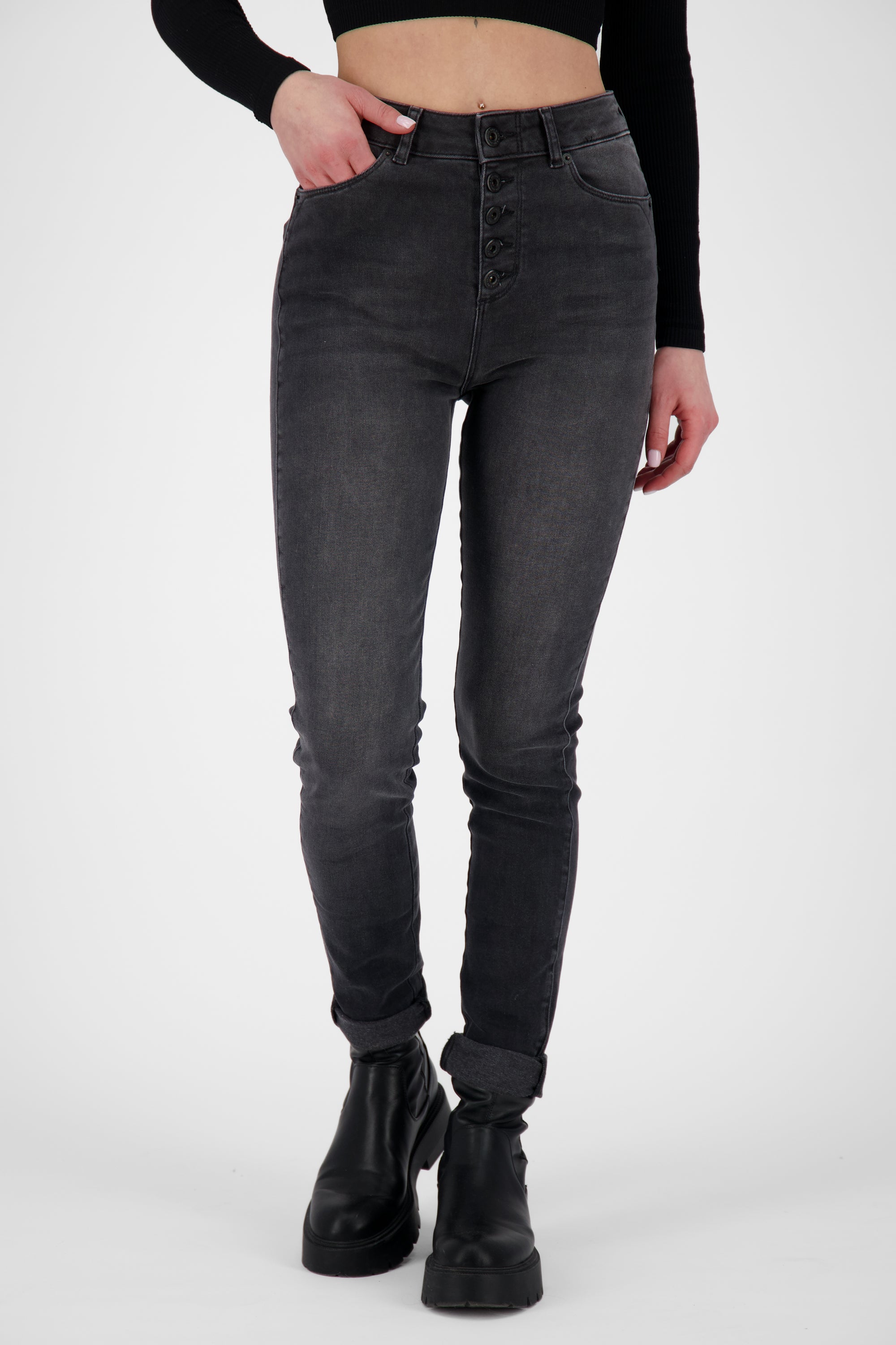 Stylische Damenjeans mit schmaler Beinform - LeonoraAK DNM Q Schwarz