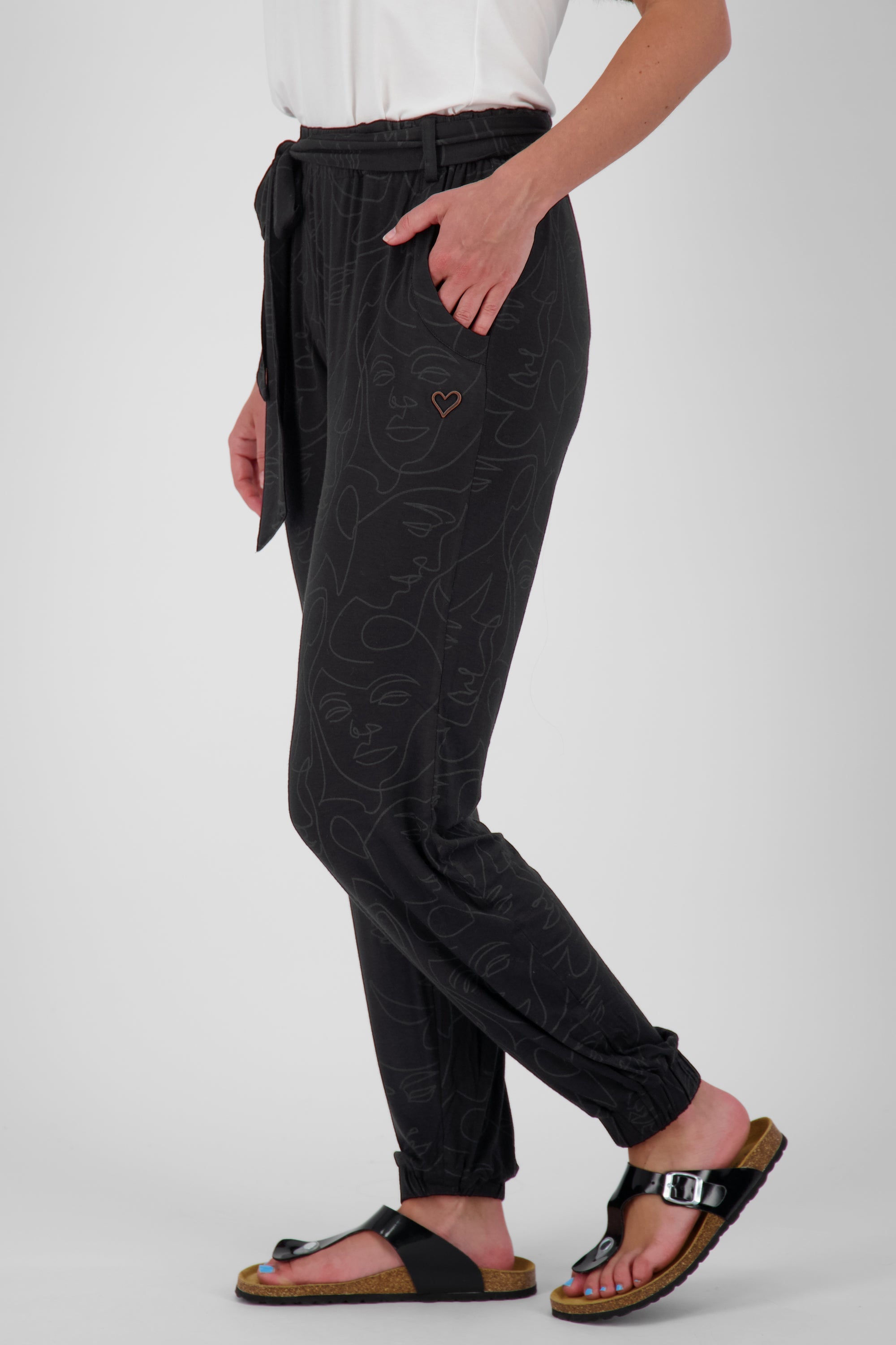 AliceAK Stoffhose für Damen - bequem und flexibel für jeden Anlass Schwarz