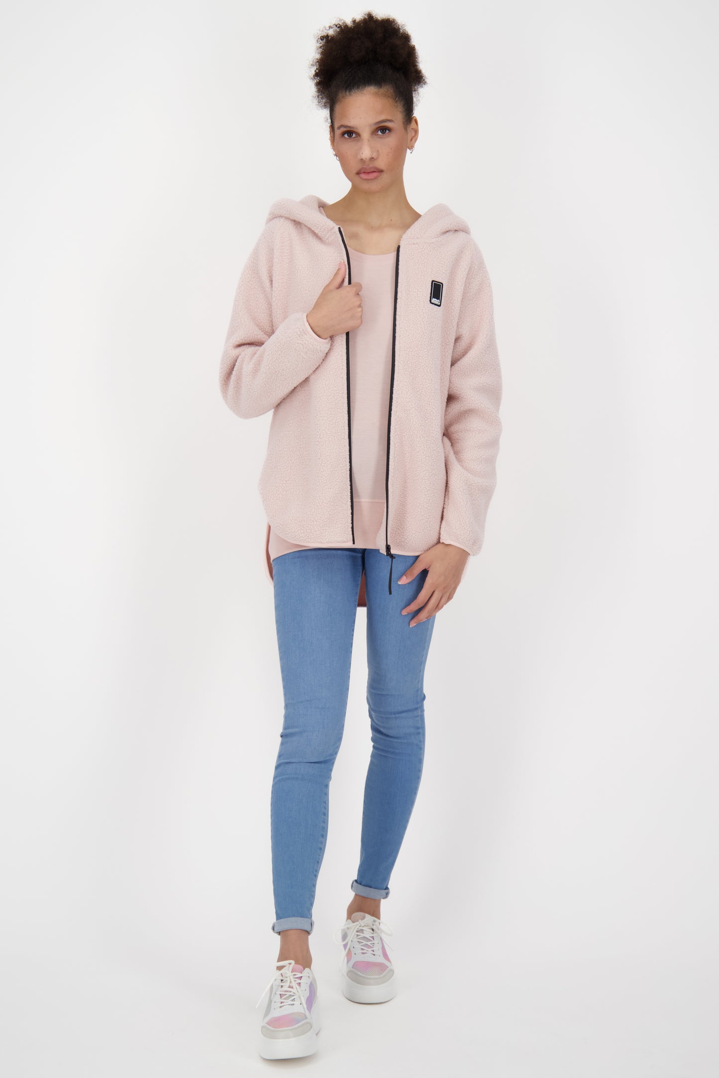 Kuschelige Teddyjacke für Damen - MaraikeAK G von Alife and Kickin Rosa