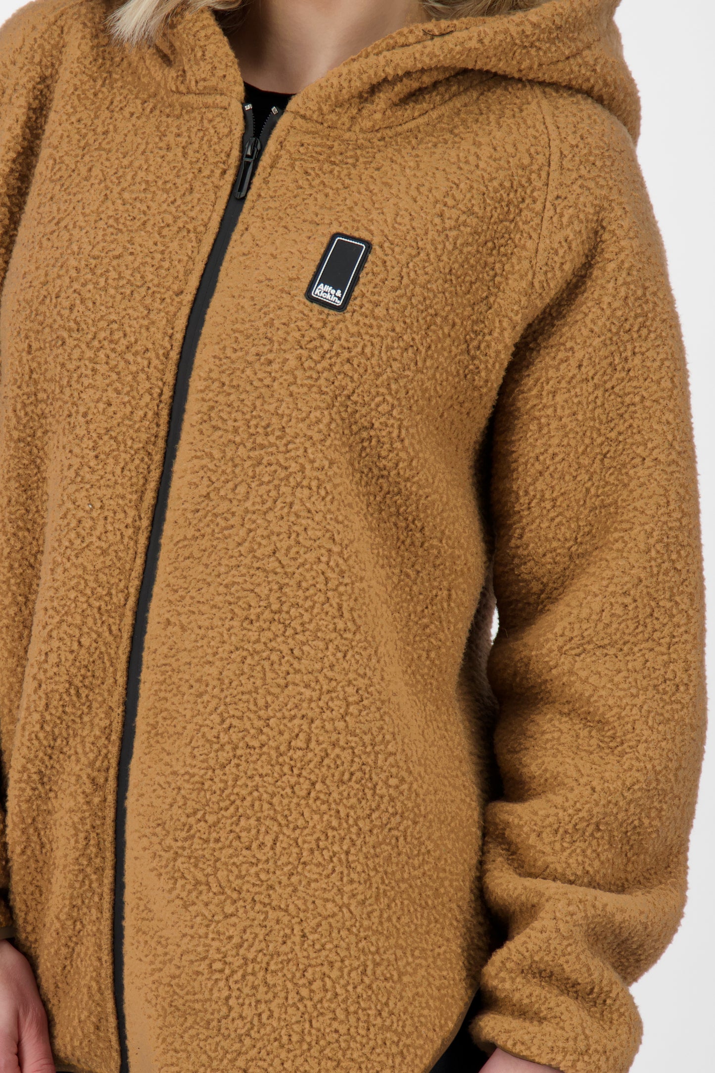 Kuschelige Teddyjacke für Damen - MaraikeAK G von Alife and Kickin Braun