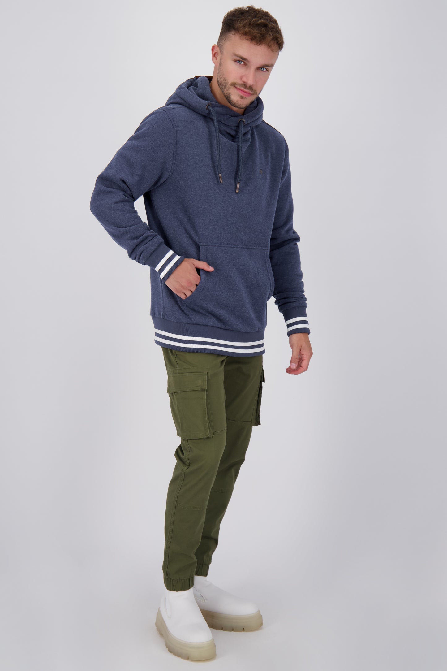 JohnsonAK C Kapuzensweatshirt Herren für einen sportlichen Look Dunkelblau