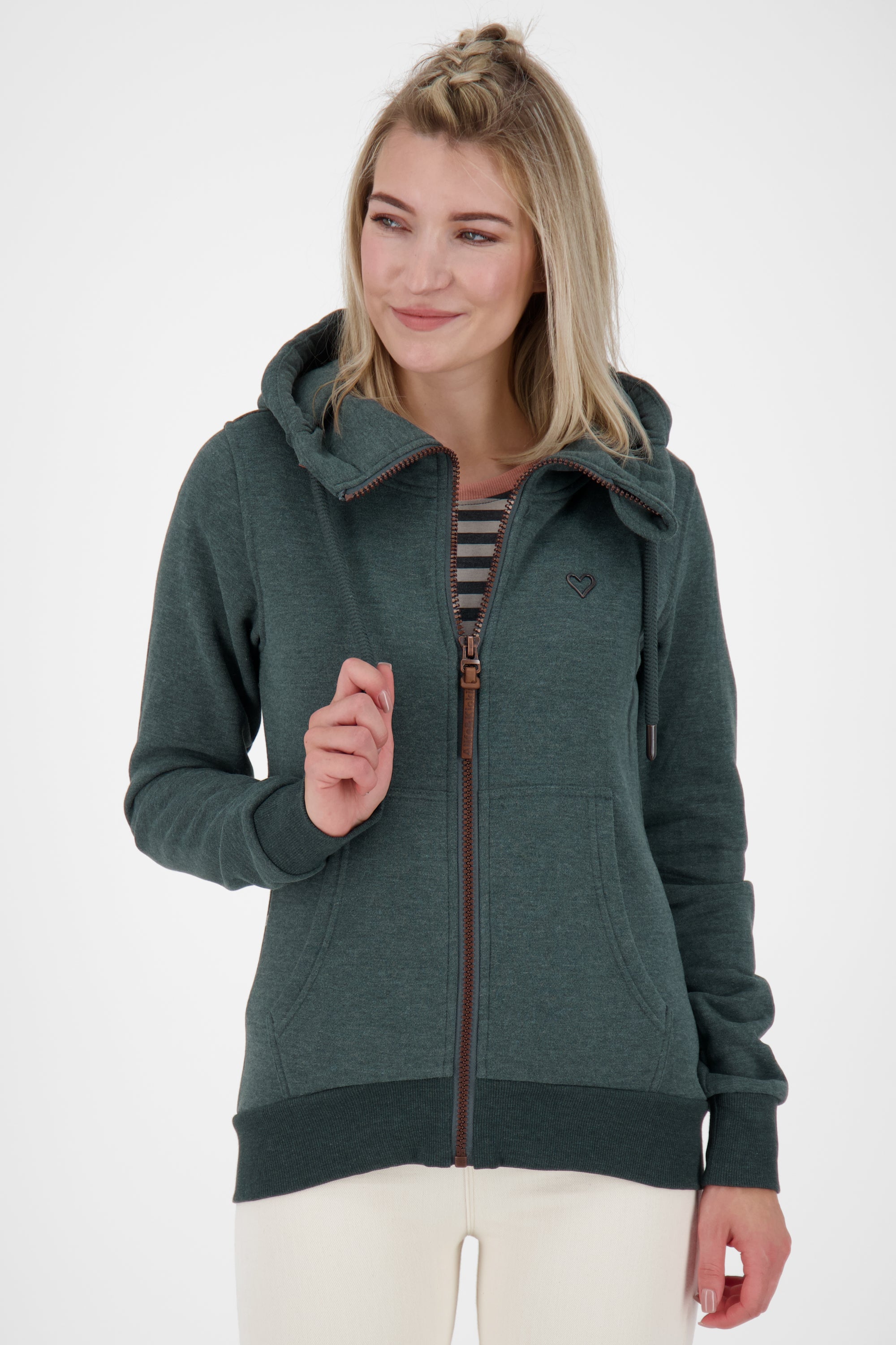 Cooler Look mit der Damensweatjacke YasminAK A Dunkelgrün