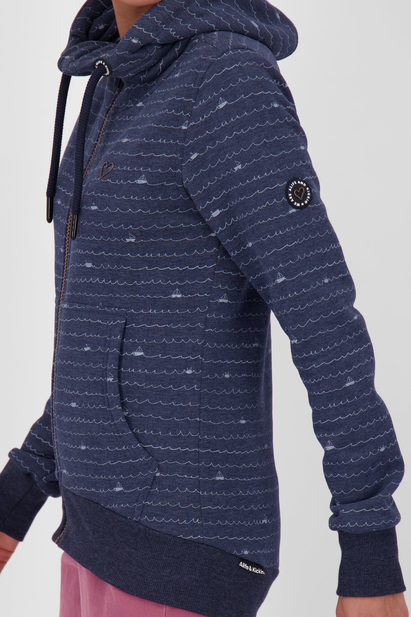 Zauberhafte Damensweatjacke YasminAK B Dunkelblau