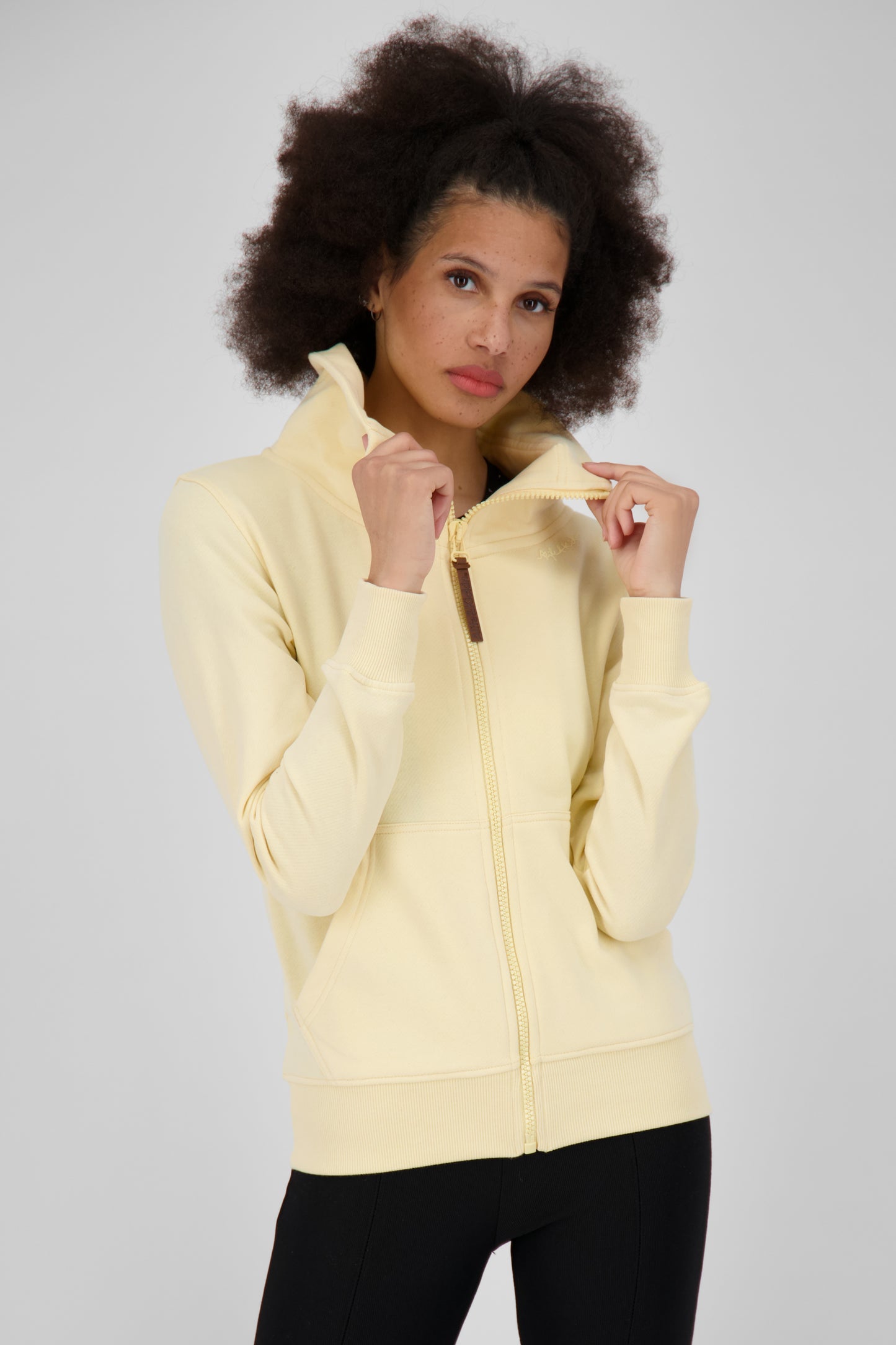 Stylish und komfortabel: VivianaAK A Damen Sweatjacke Gelb