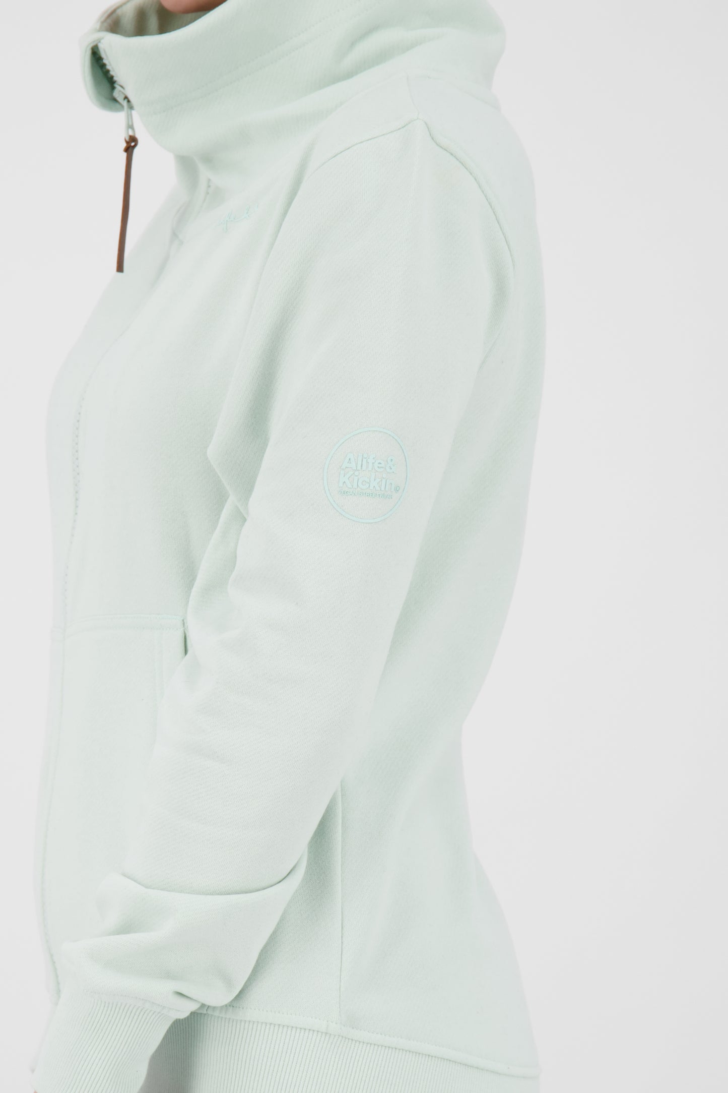 Stylish und komfortabel: VivianaAK A Damen Sweatjacke Hellgrün
