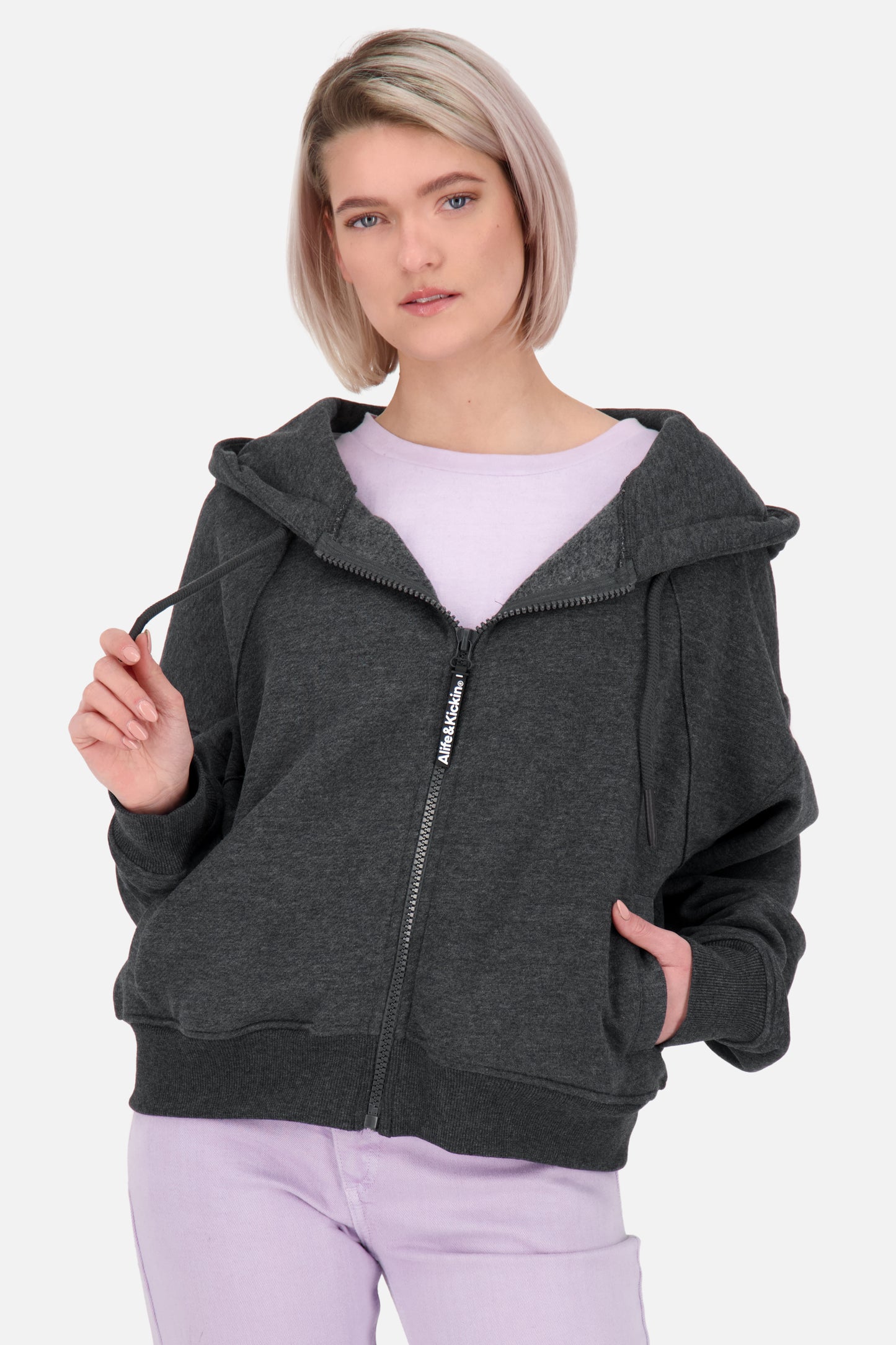 JesseAK A - Lässige Damensweatjacke von Alife and Kickin Schwarz