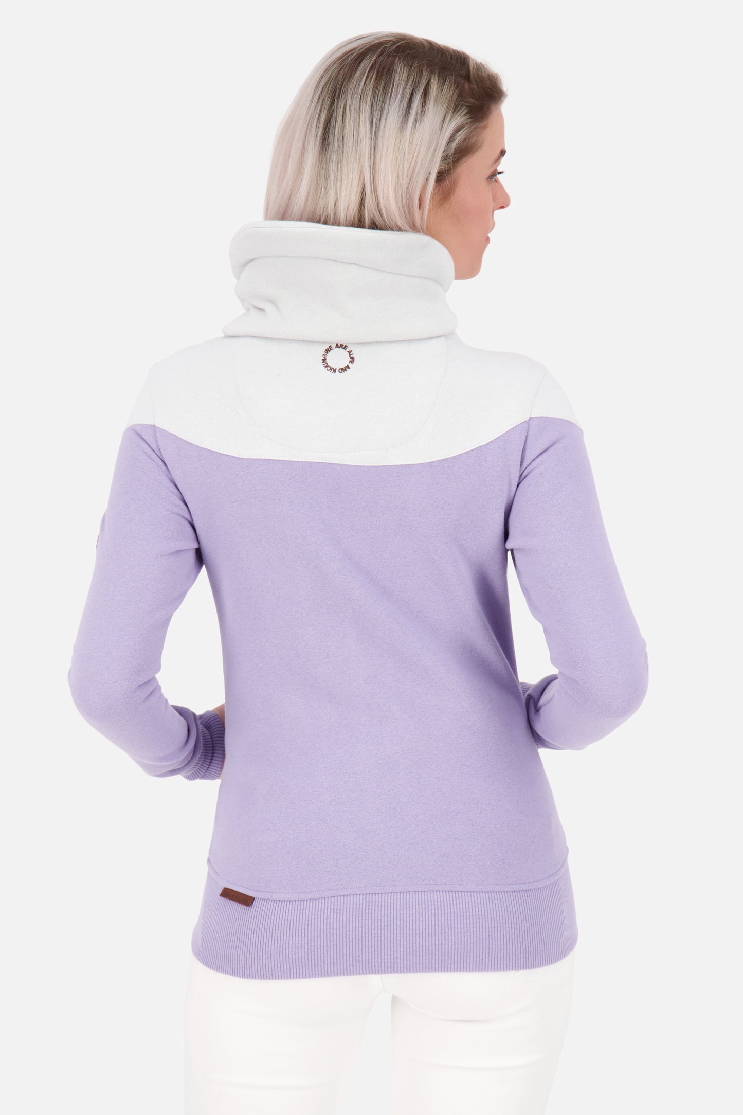ValenaAK A - Leicht taillierte Damensweatjacke von Alife and Kickin Violett