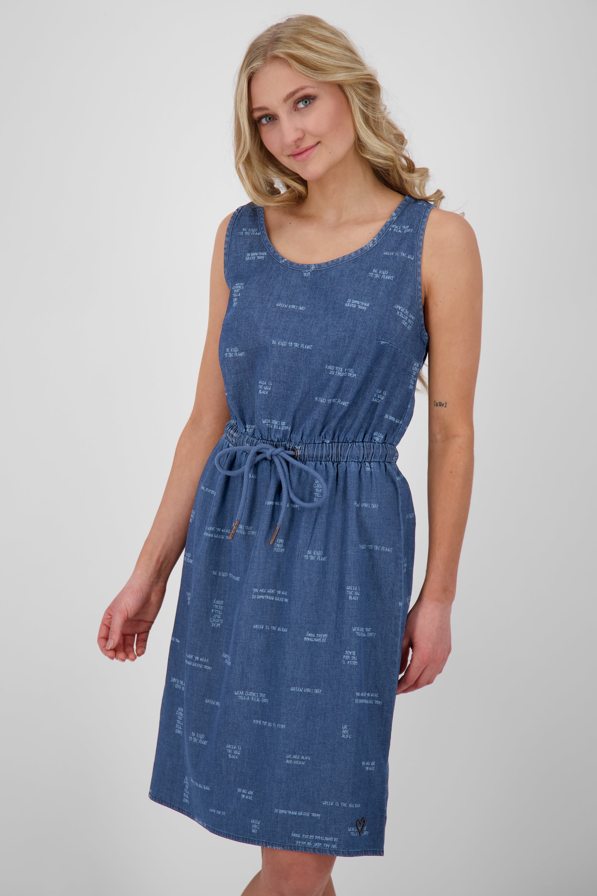 DojaAK Dress Dunkelblau