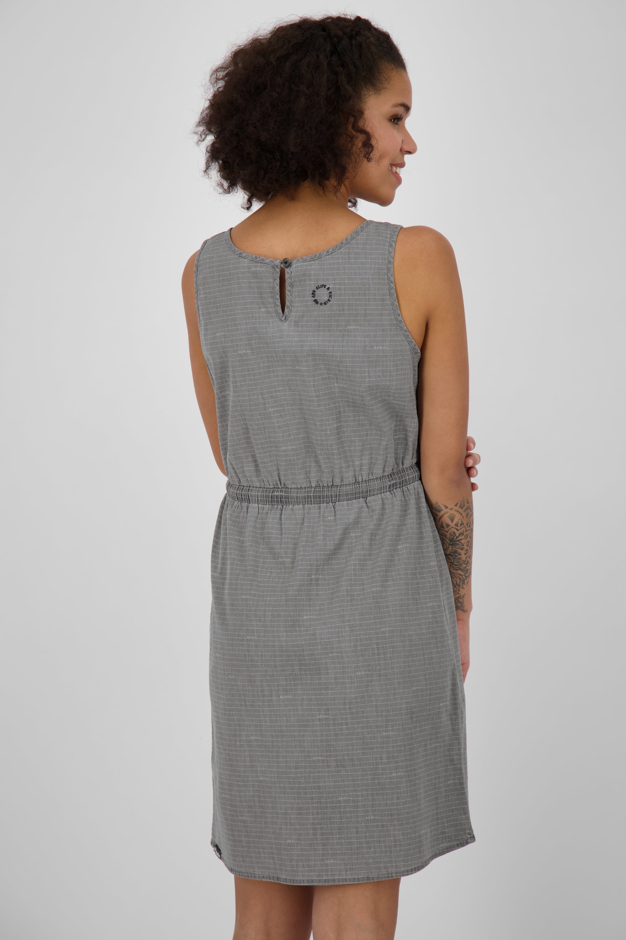 Sommerkleid DojaAK DNM B - Trendy Denim-Look für Damen Grau