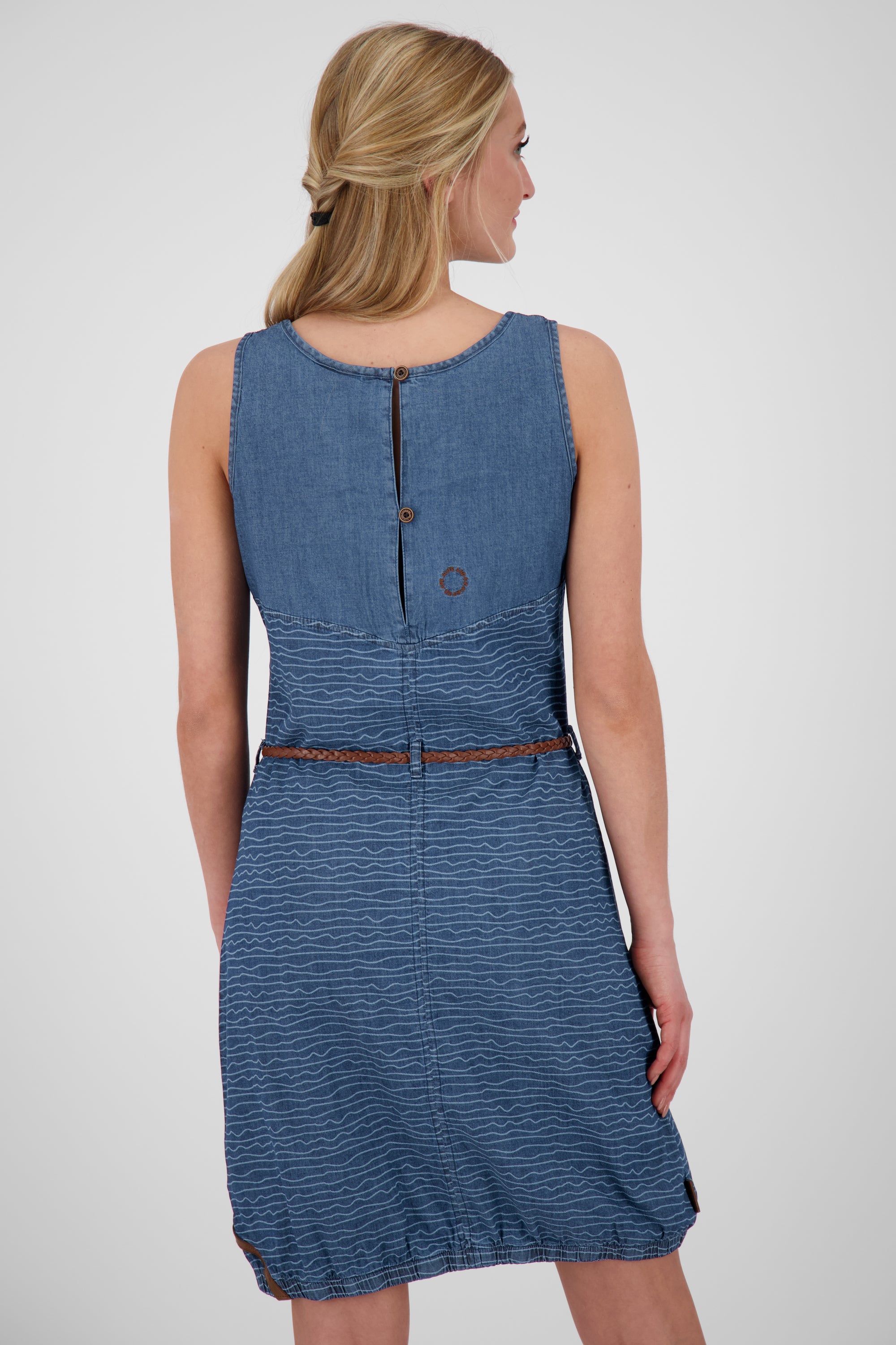 Unbeschwert durch den Sommer mit DojaAK DNM B Kleid für Damen Blau
