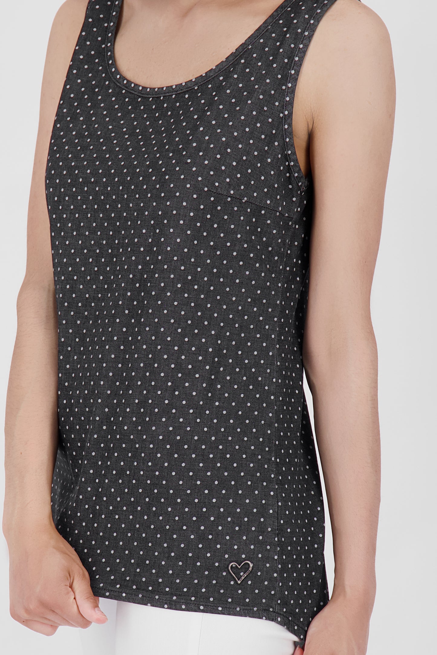 Bequem und stylish - KarlaAK B ärmelloses Tanktop für Damen Schwarz