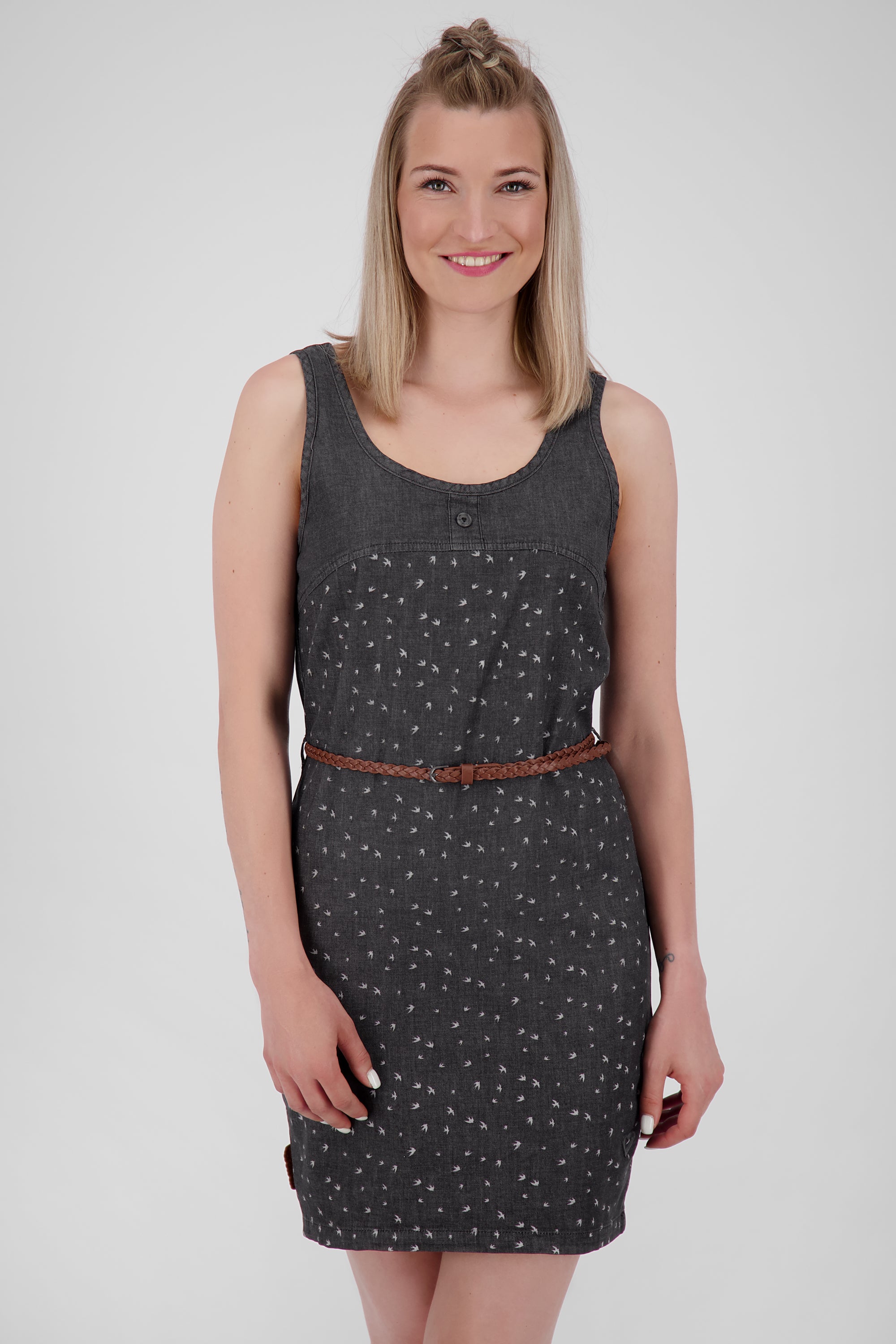 DoiaAK B Dress Schwarz