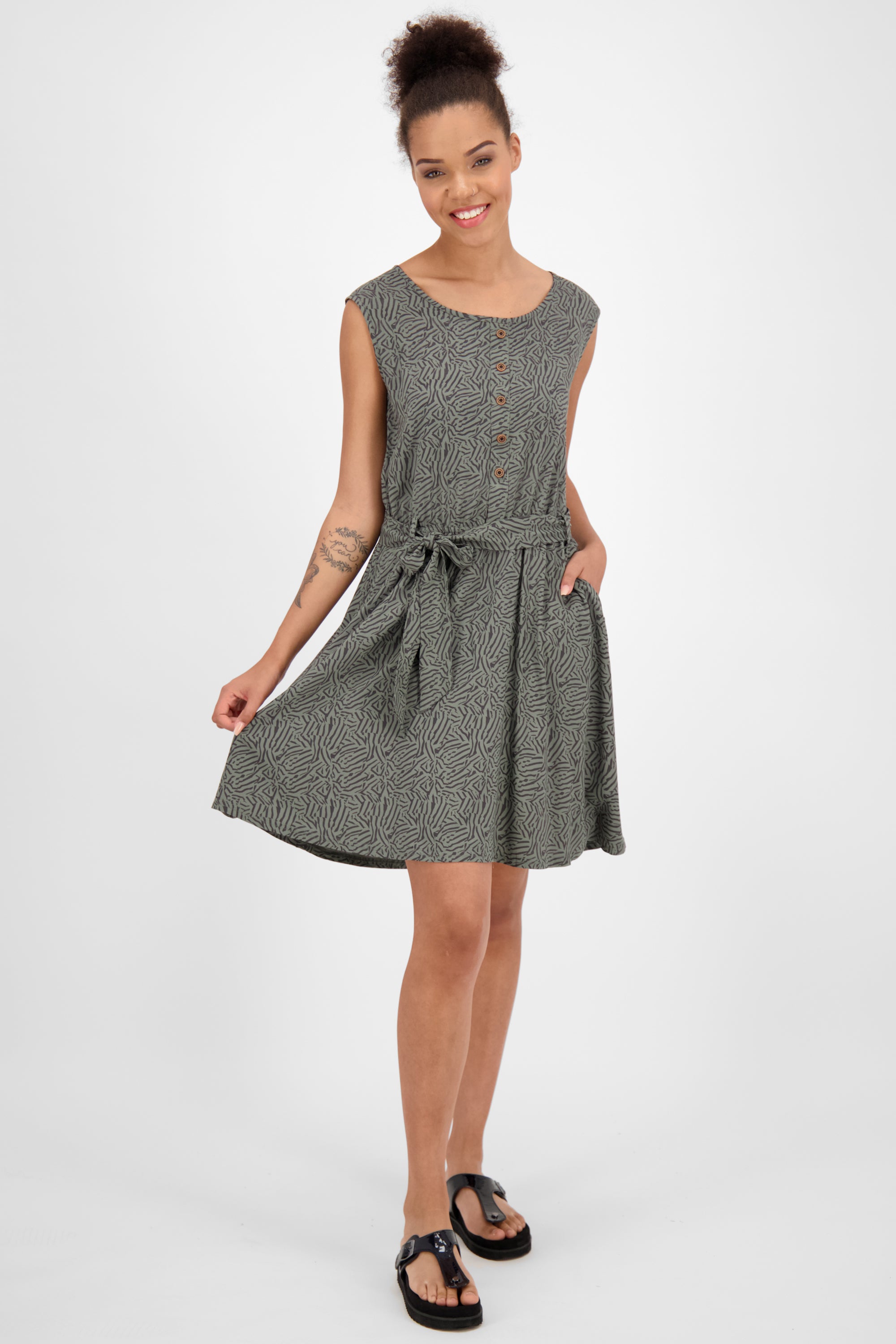 Feminines Damenkleid ScarlettAK B mit Bindegürtel Grün