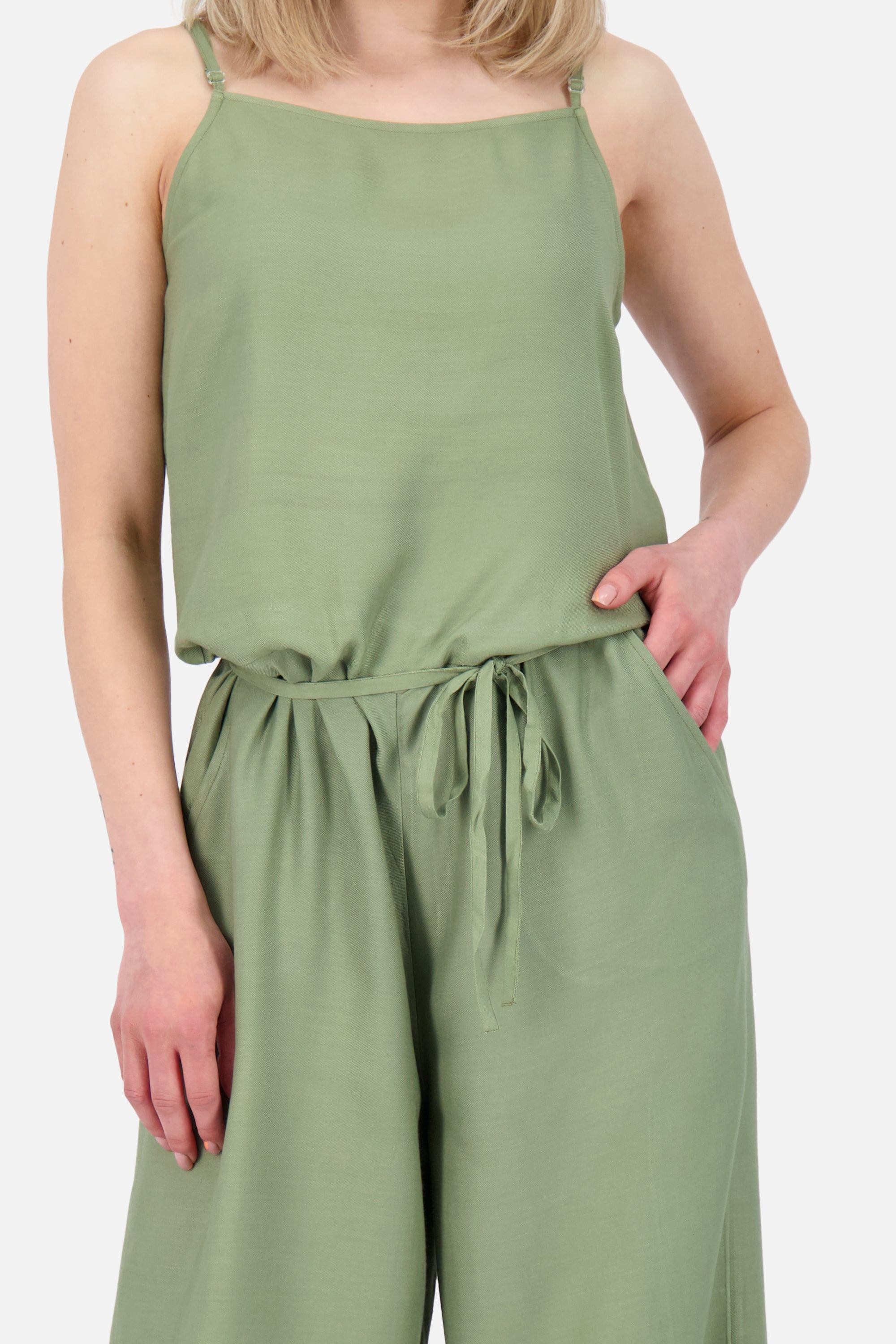 BritneyAK A Jumpsuit Grün