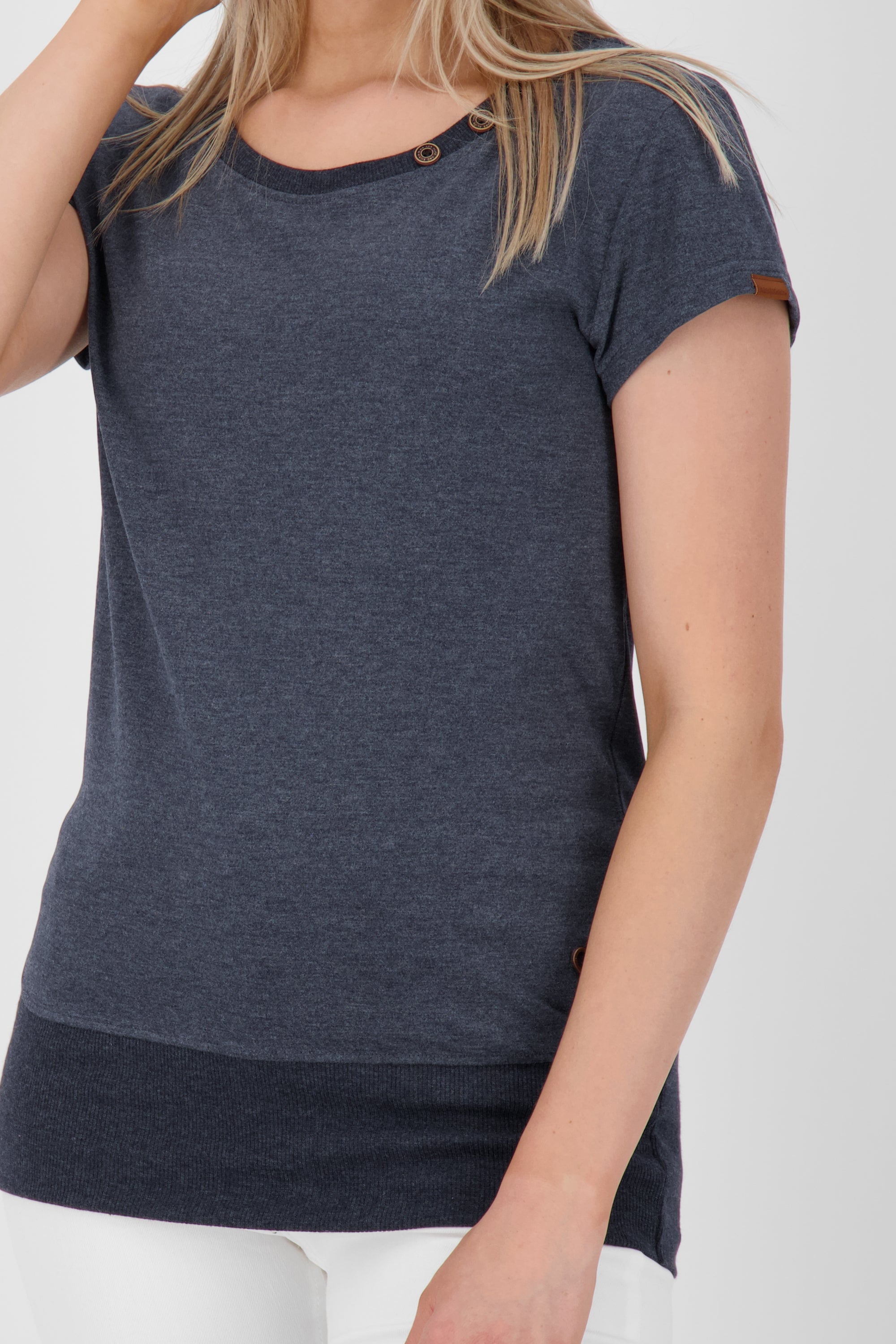 Bereit für den Sommer: CocoAK A T-Shirt mit betonter Silhouette für Damen Dunkelblau