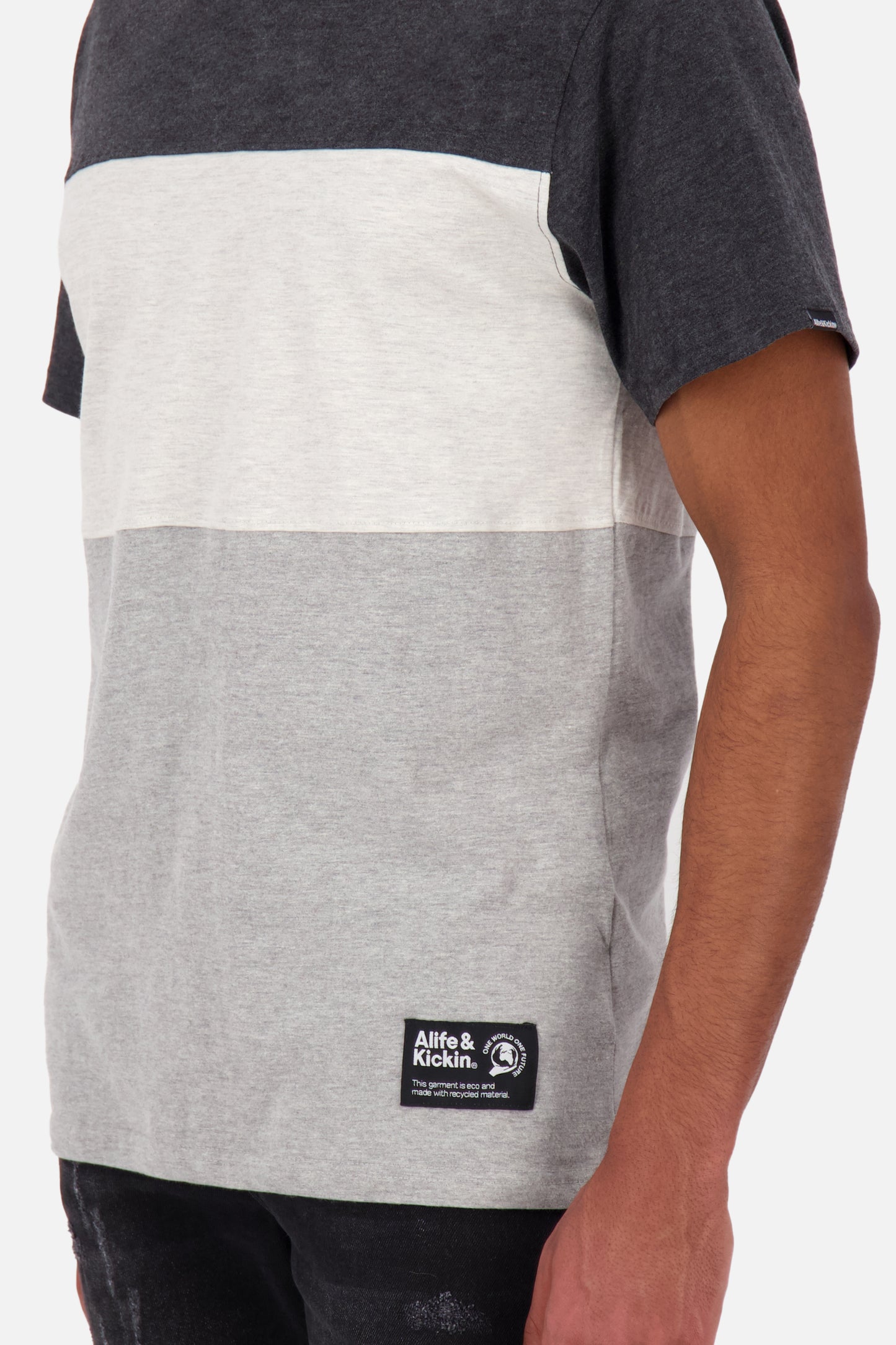 Herren Kurzarmshirt BenAK A: Modischer Hingucker Schwarz