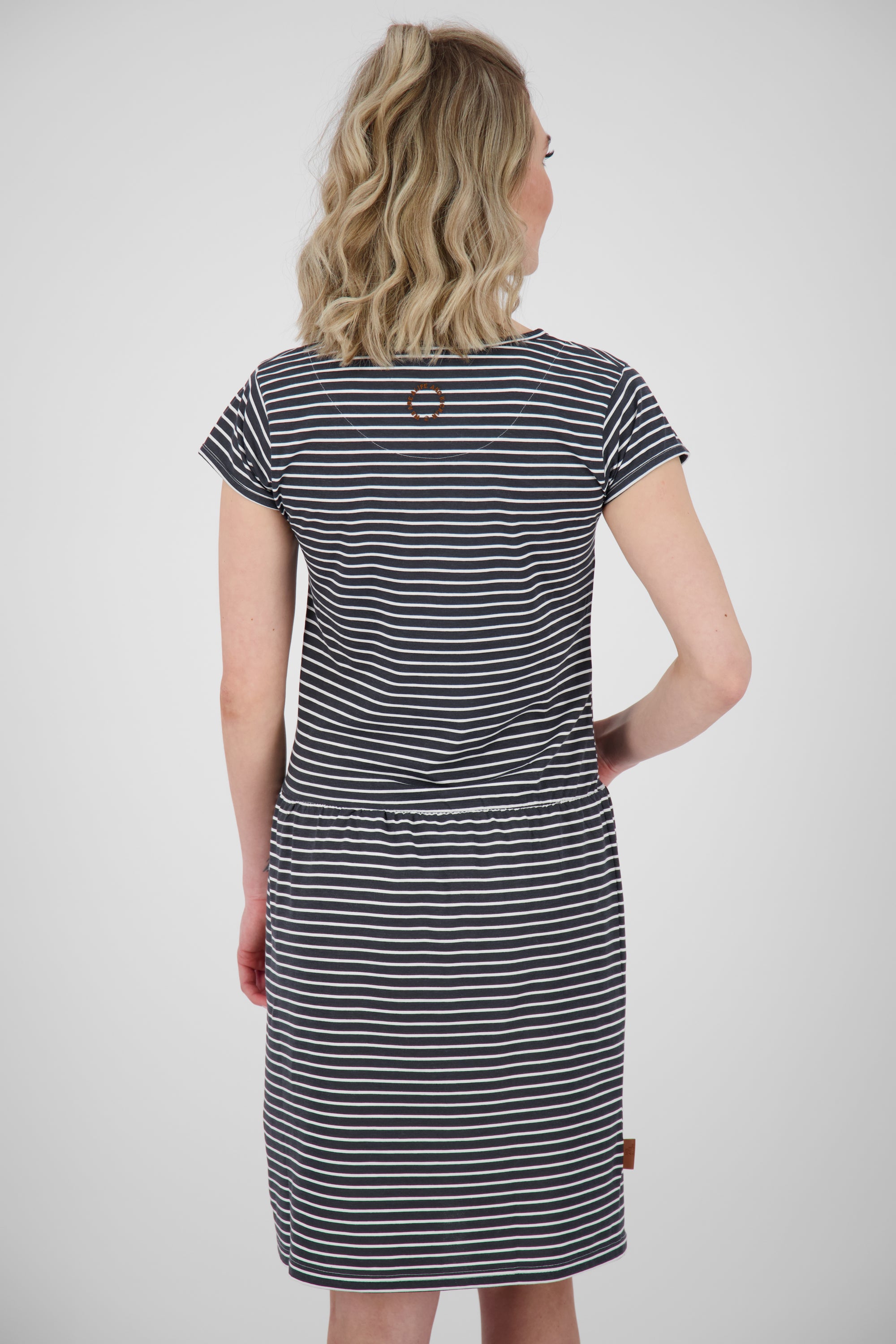 ShannaAK Dress Dunkelblau