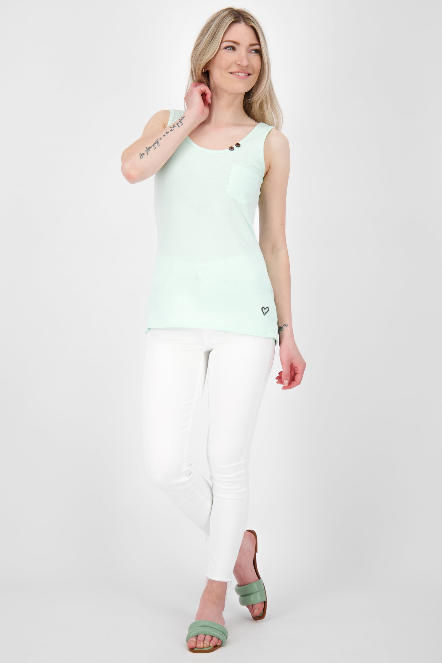 Dezent geschnittenes Damen Longsleeve LeaAK B mit Muster Hellgrün