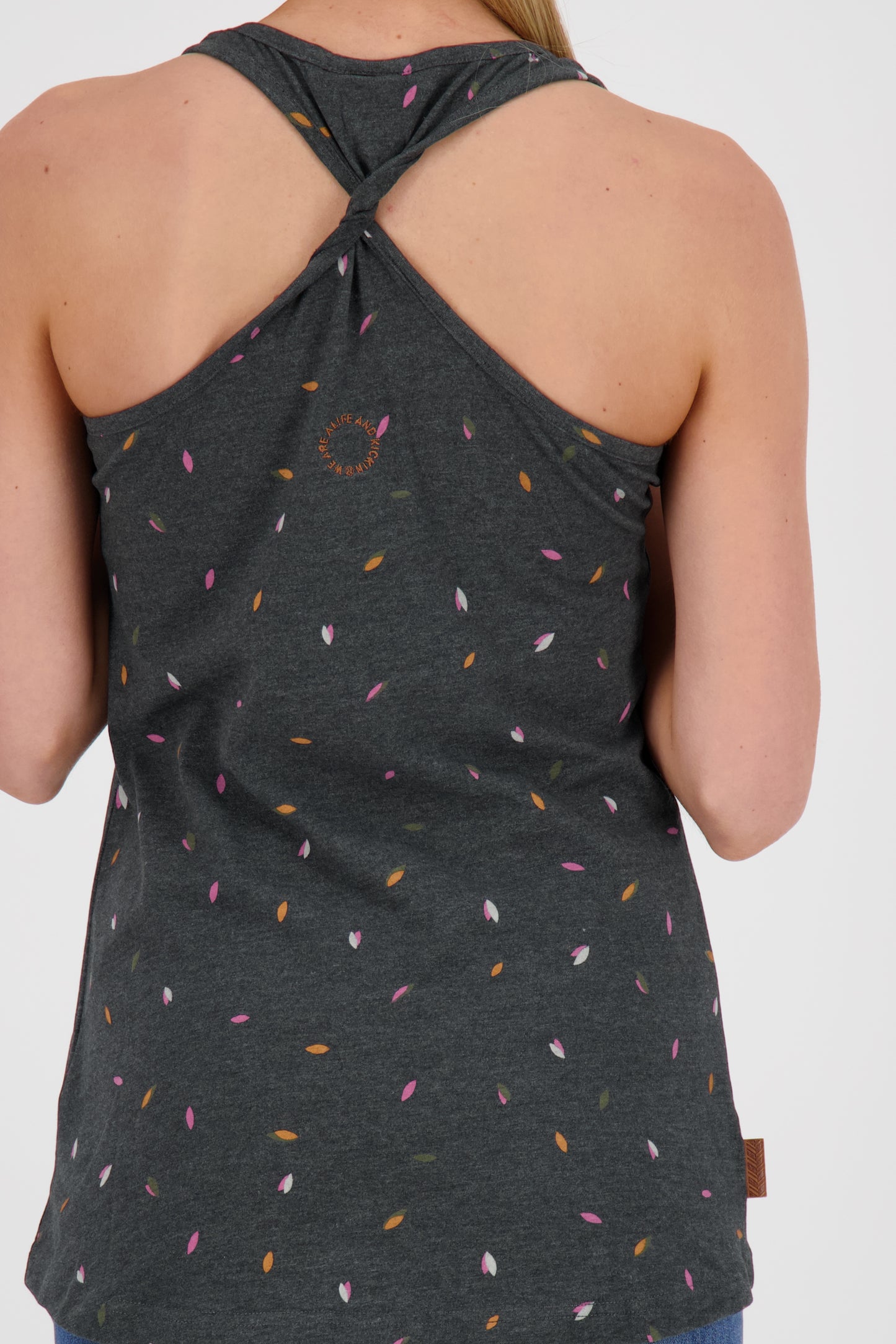 Vielseitig kombinierbares LuciaAK B Shirt für Frauen Schwarz