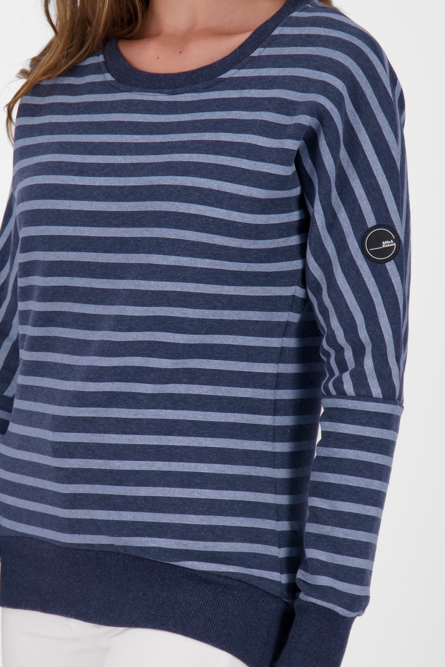 Damen-Sweater DarlaAK B für deinen Wohlfühlmoment Dunkelblau