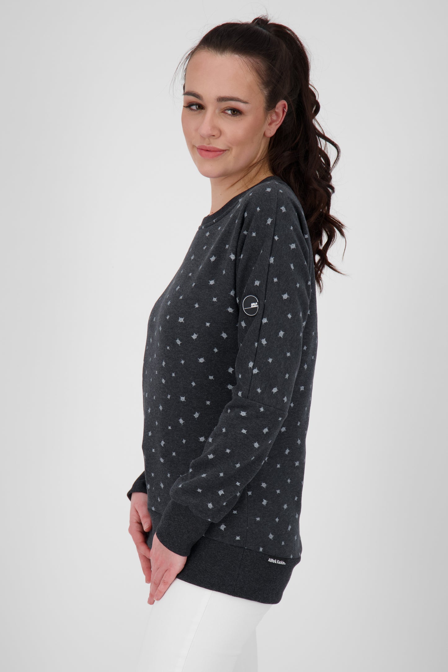 Damen-Sweater DarlaAK B für deinen Wohlfühlmoment Schwarz