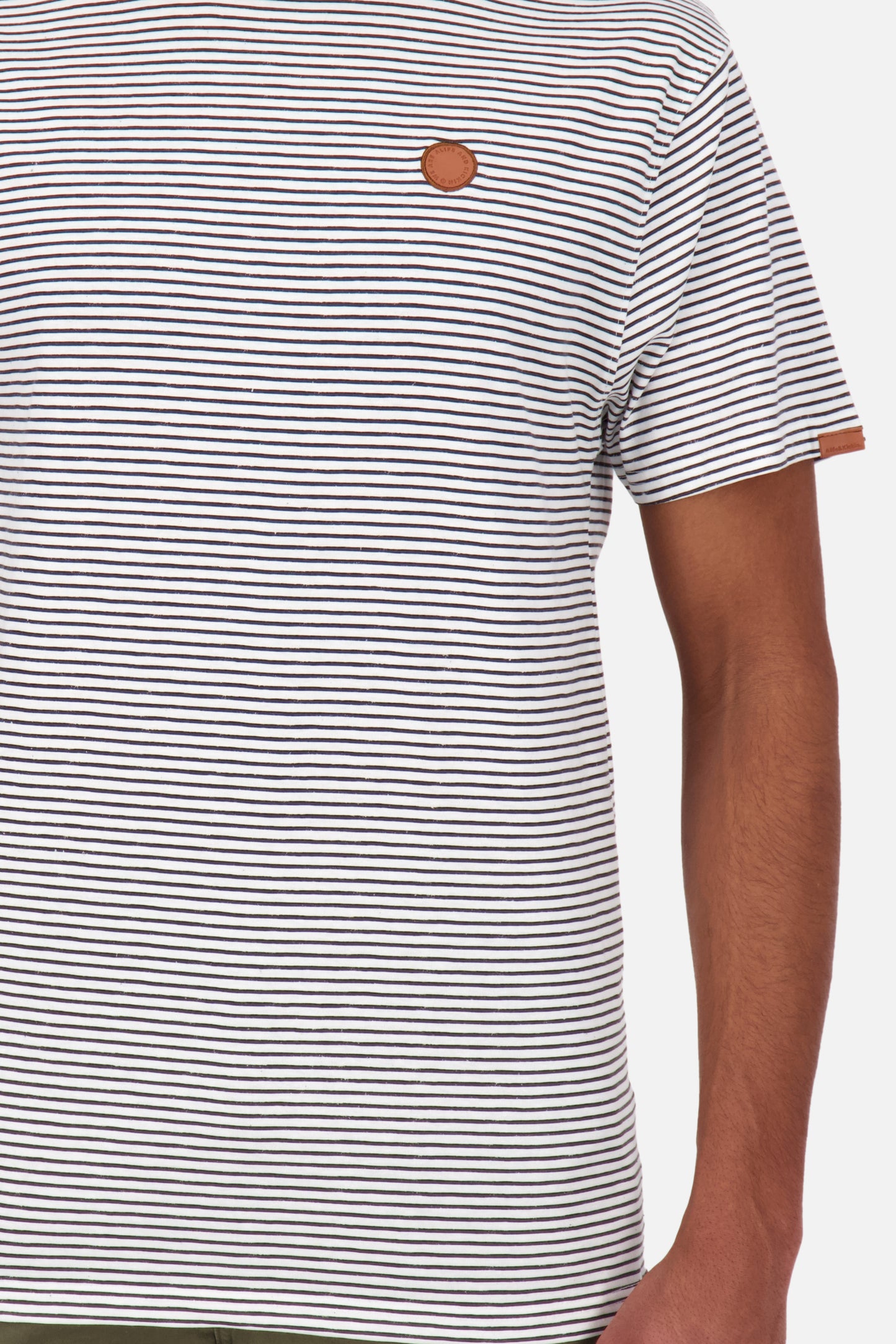 Modisches Herrenshirt- NicAK Z von Alife and Kickin für den maritimen Look Weiß