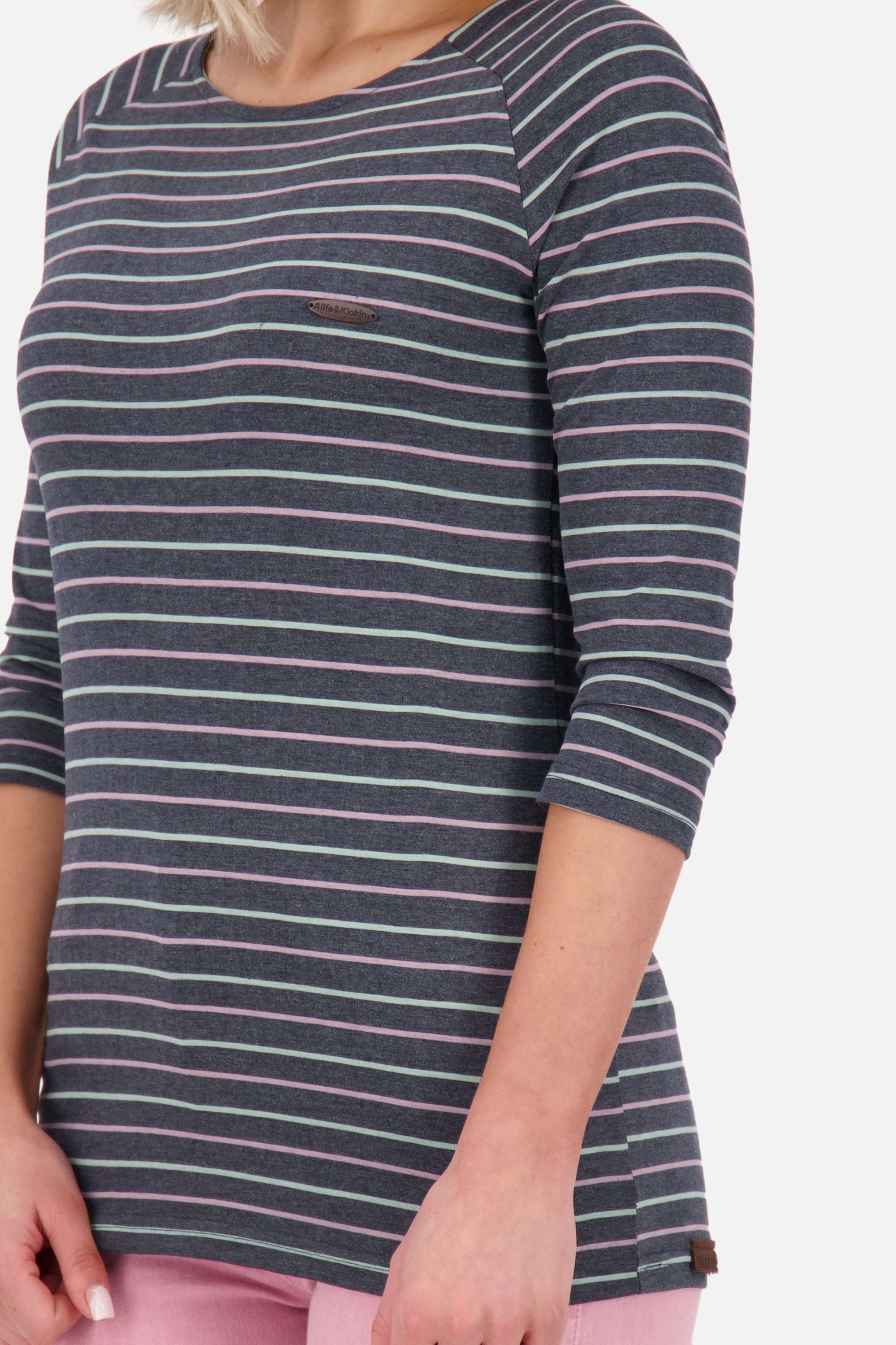 Streifenliebe - VickyAK Z Damen Langarmshirt in trendigem Design Dunkelblau