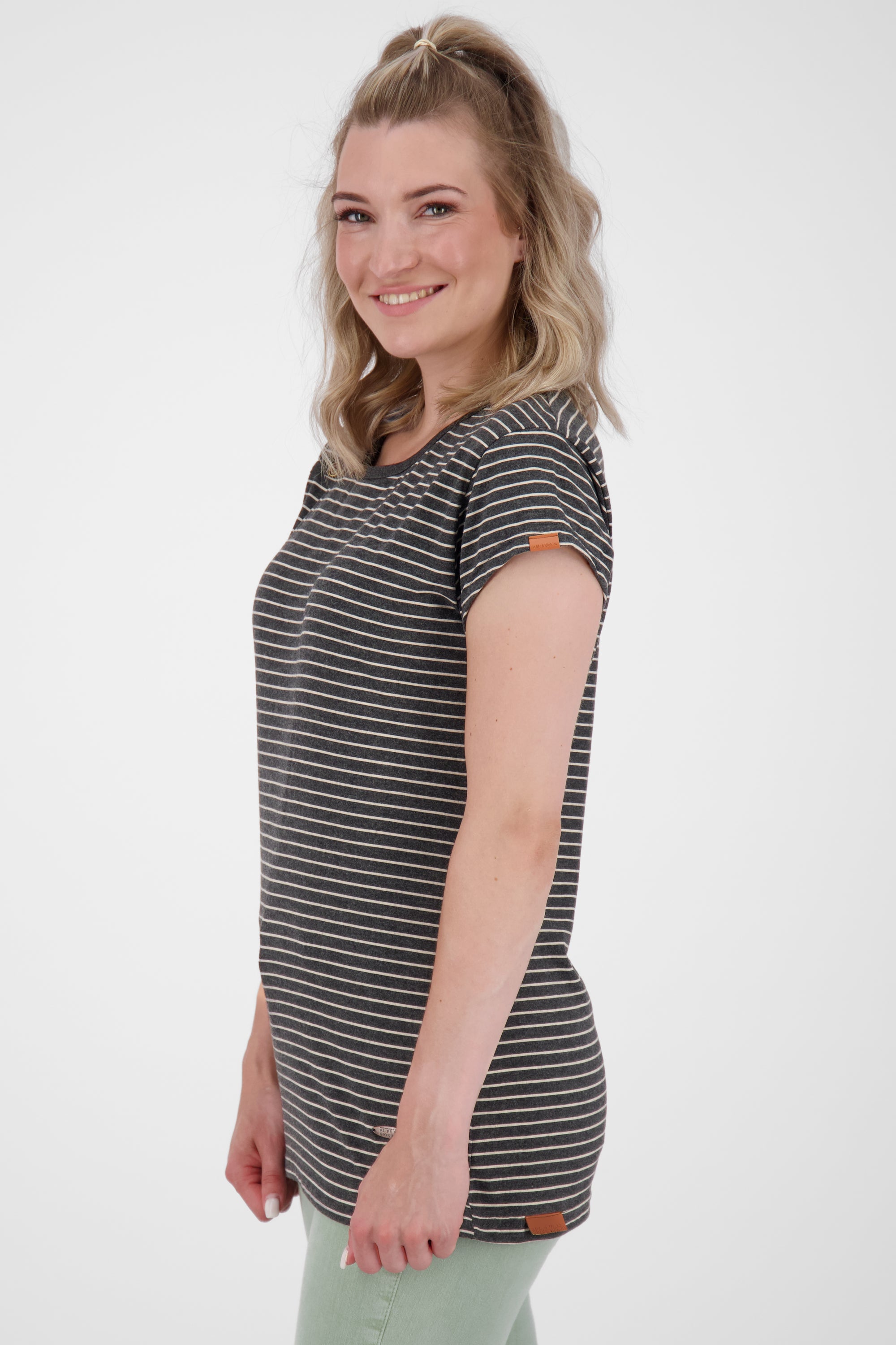 Damen Sommer-T-Shirt JuliaAK Z von Alife and Kickin Schwarz