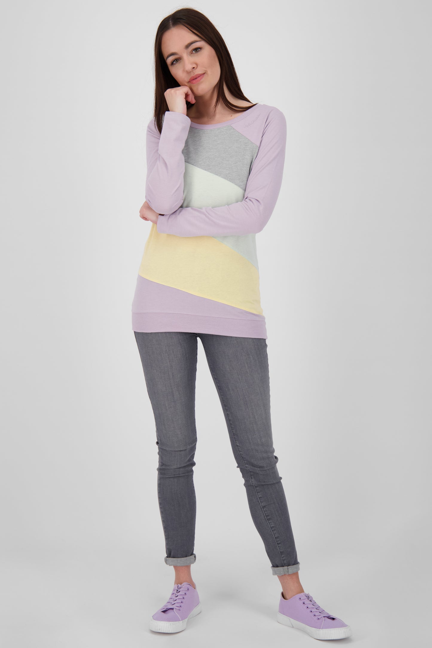 Stylish und bequem - Das Langarmshirt LenjaAK A für Damen Violett