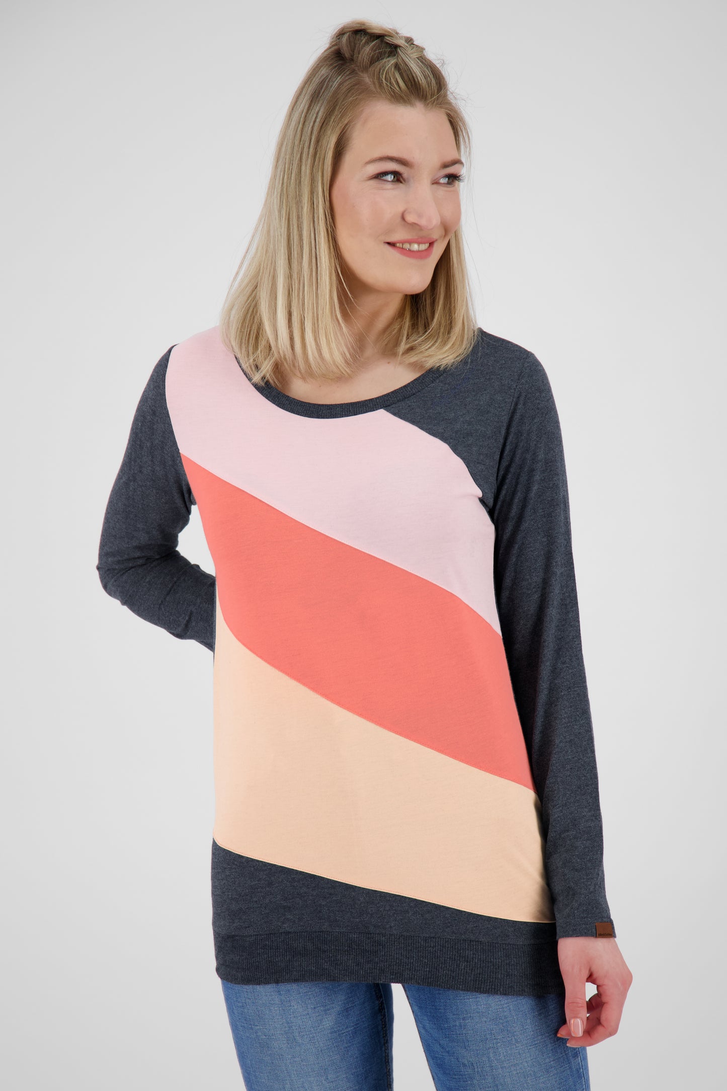 Stylish und bequem - Das Langarmshirt LenjaAK A für Damen Dunkelblau