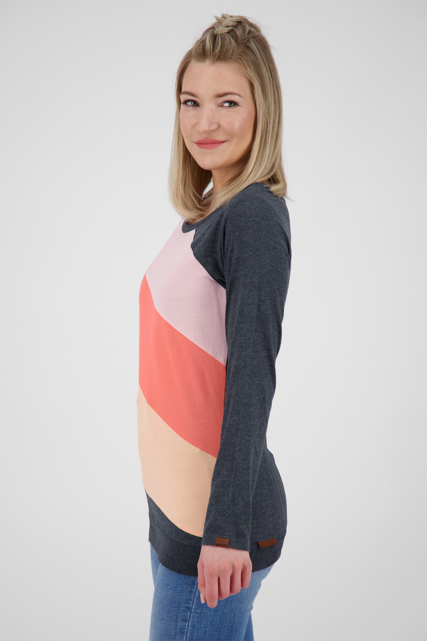 Stylish und bequem - Das Langarmshirt LenjaAK A für Damen Dunkelblau