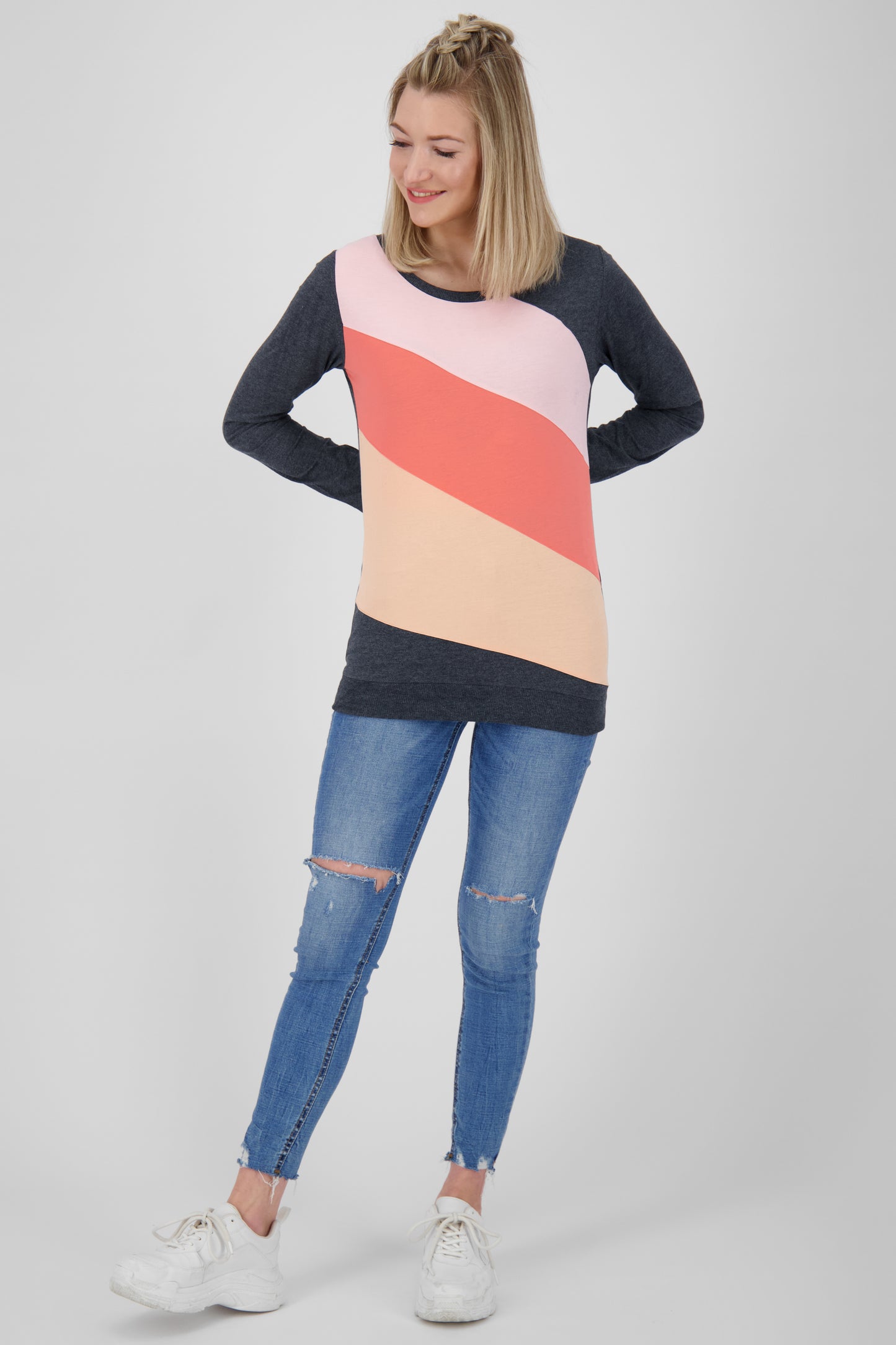 Stylish und bequem - Das Langarmshirt LenjaAK A für Damen Dunkelblau