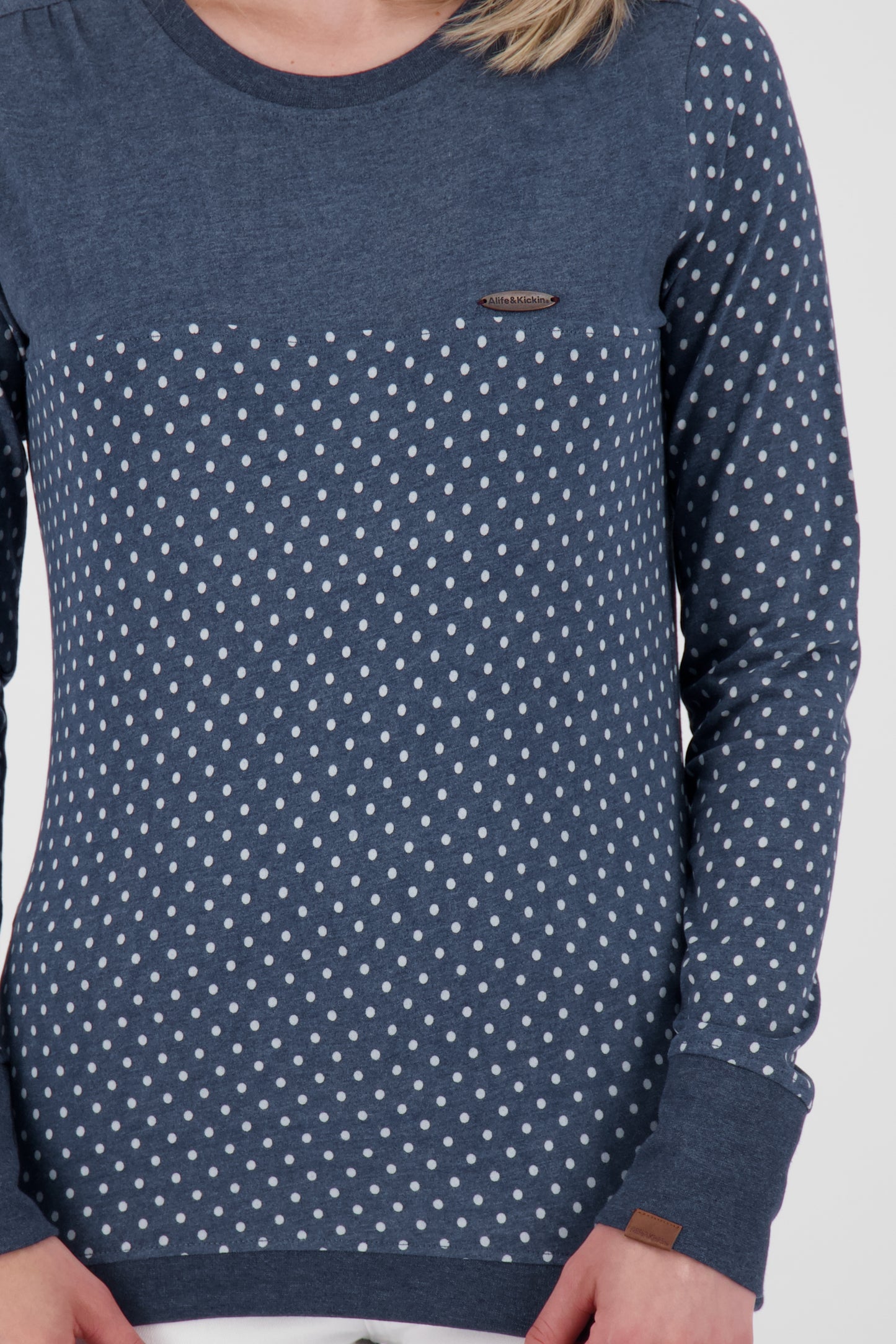 LeonieAK B Damen Langarmshirt mit alloverprint Streifendesign Dunkelblau