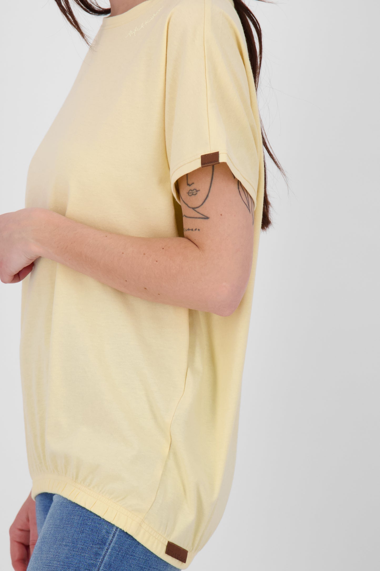 ClaudiAK A Shirt Gelb
