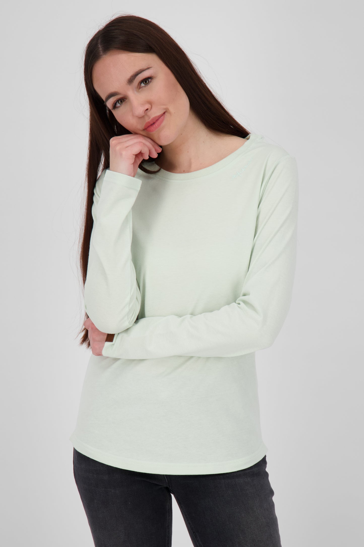 Unkompliziert und vielseitig - Longsleeve LeanaAK A für Damen Hellgrün