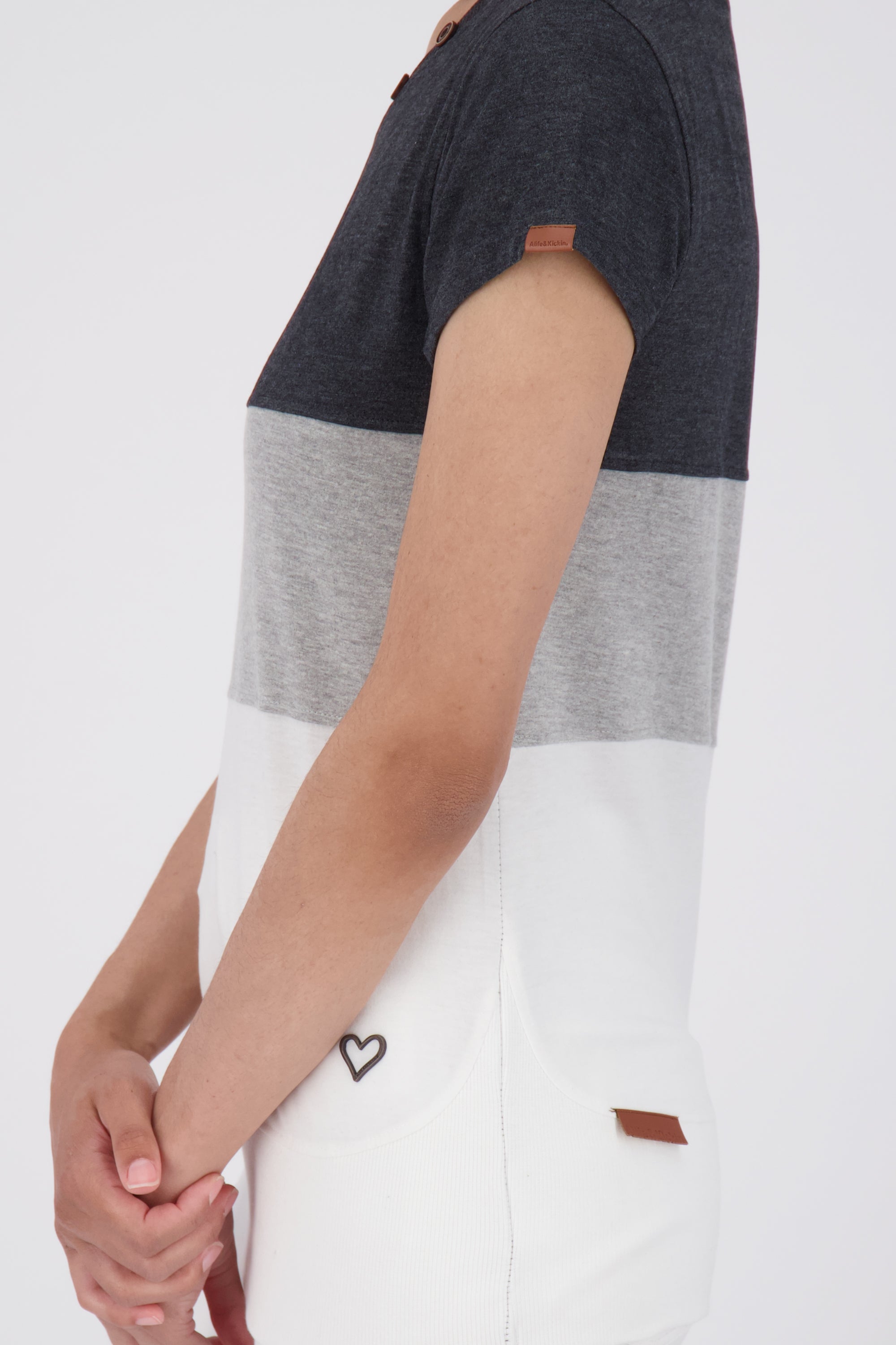 Zuckersüßes Damenshirt für den Sommer - CoriAK A Grau