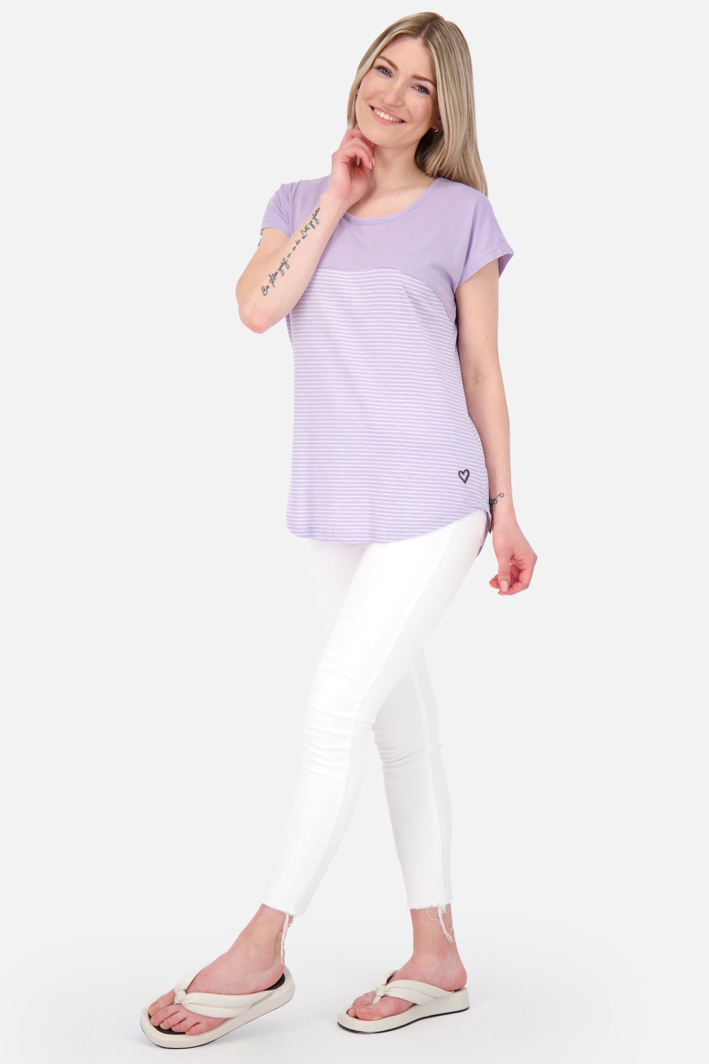Damen T-Shirt ClarettaAK Z: Bequemer Begleiter für den Sommer Violett