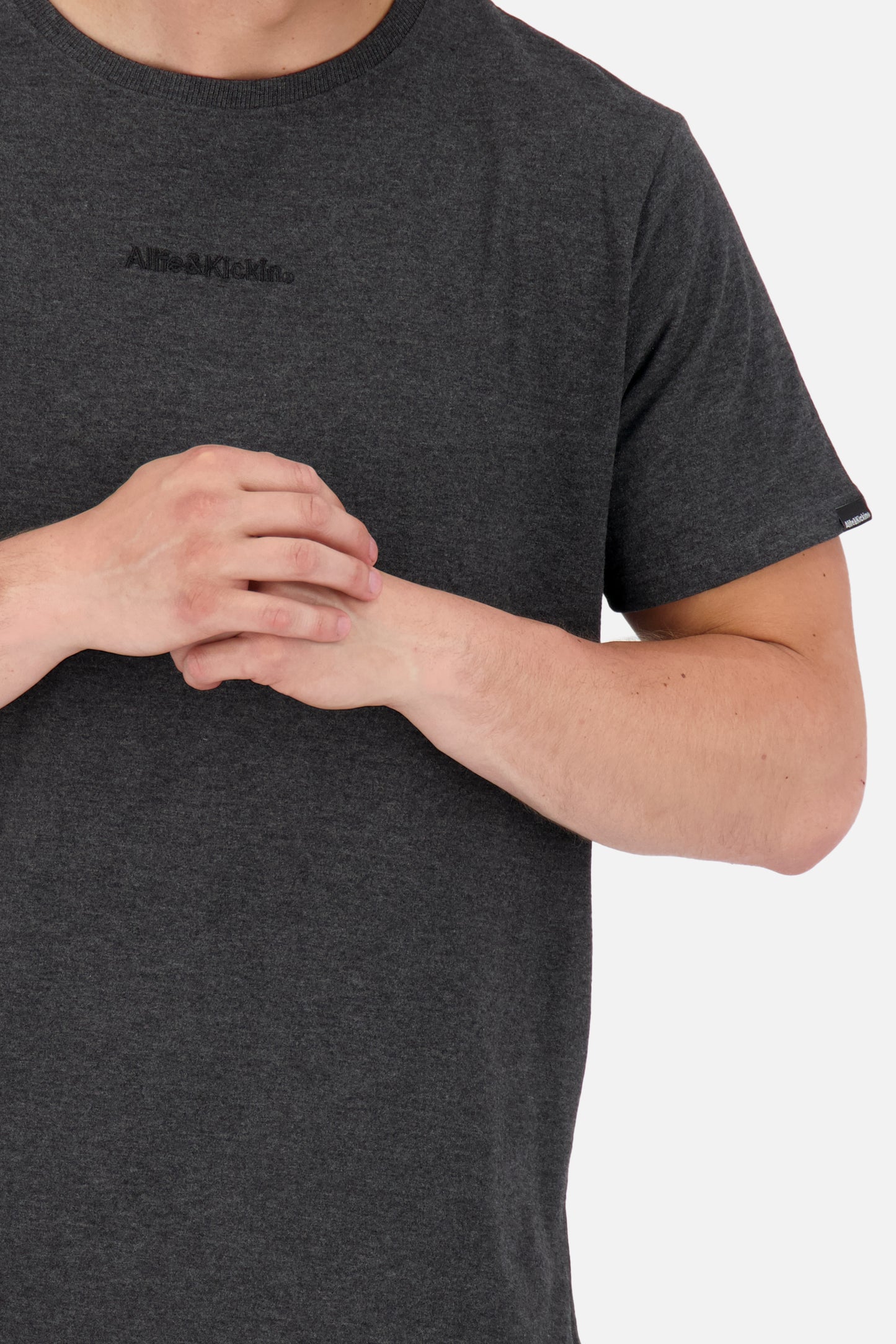 Alife and Kickin T-Shirt Herren: AlfieAK E mit markanter Logostickerei Schwarz