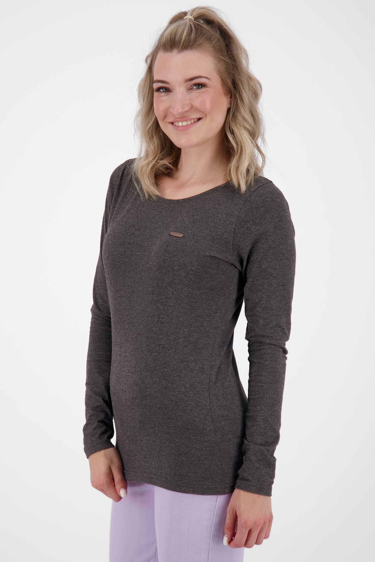 Lässig und bequem - SinaAK A Longsleeve für Damen Schwarz