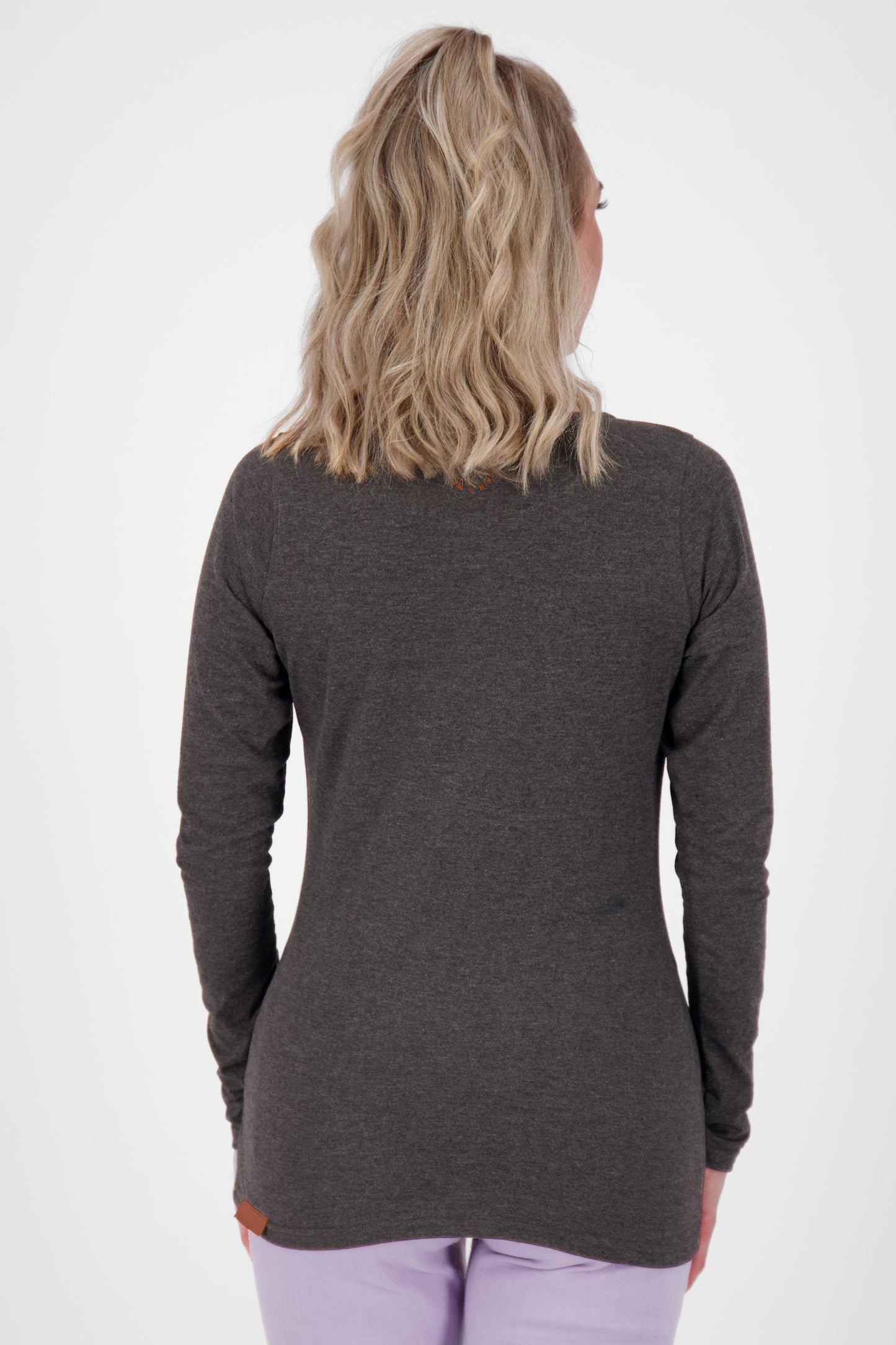 Lässig und bequem - SinaAK A Longsleeve für Damen Schwarz
