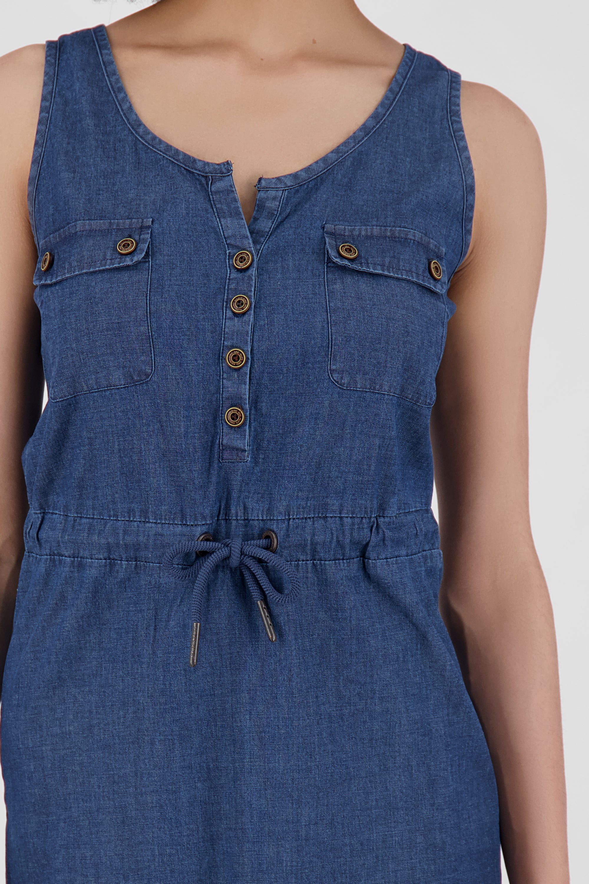Lässiges Denim-Trägerkleid DorisAK DNM von Alife and Kickin für Damen Dunkelblau