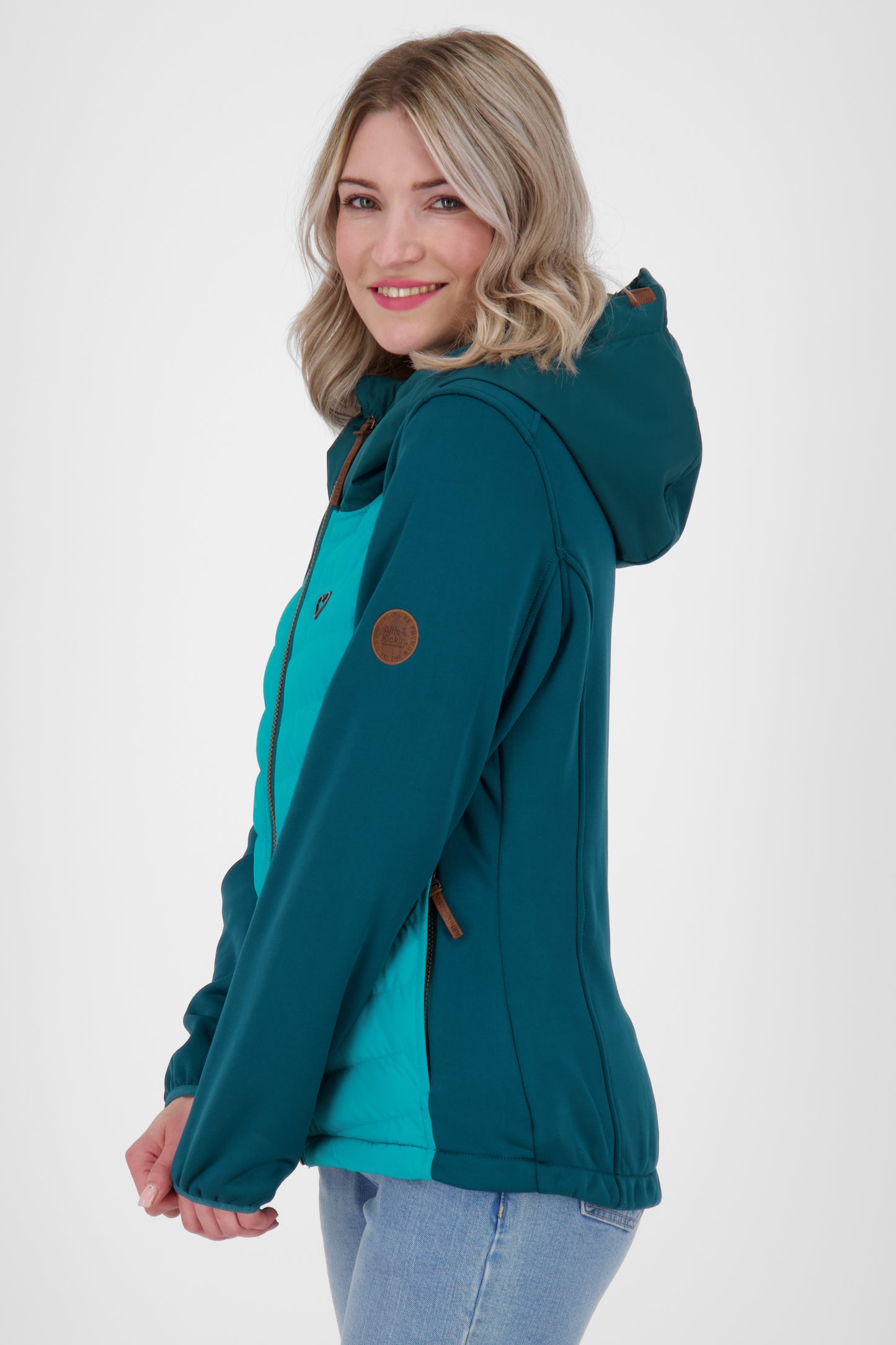 SoleneAK A von Alife and Kickin - Hybridjacke mit vielen Funktionen für Damen Dunkelgrün