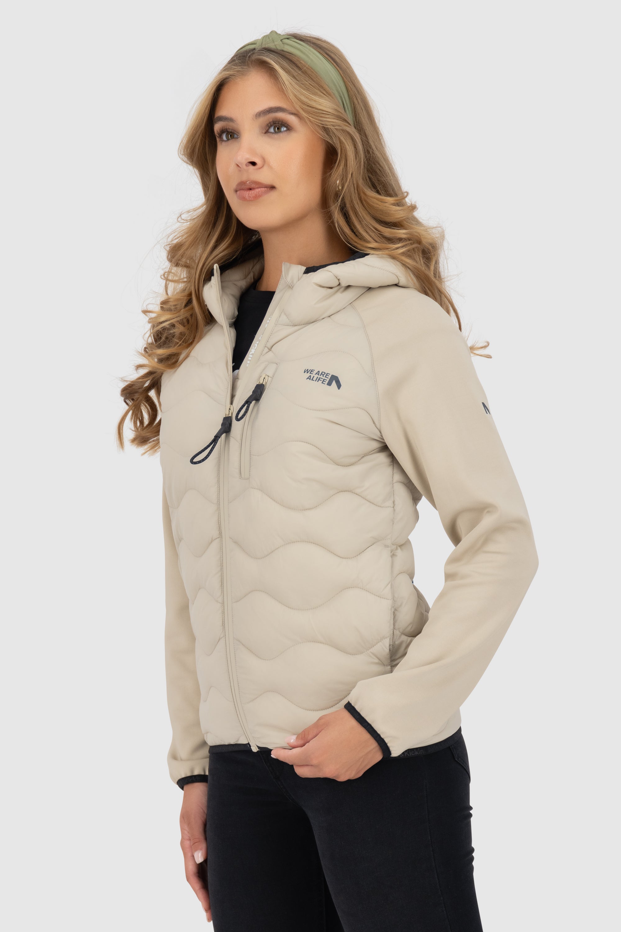 ArwenAK A Hybrid Jacket Beige