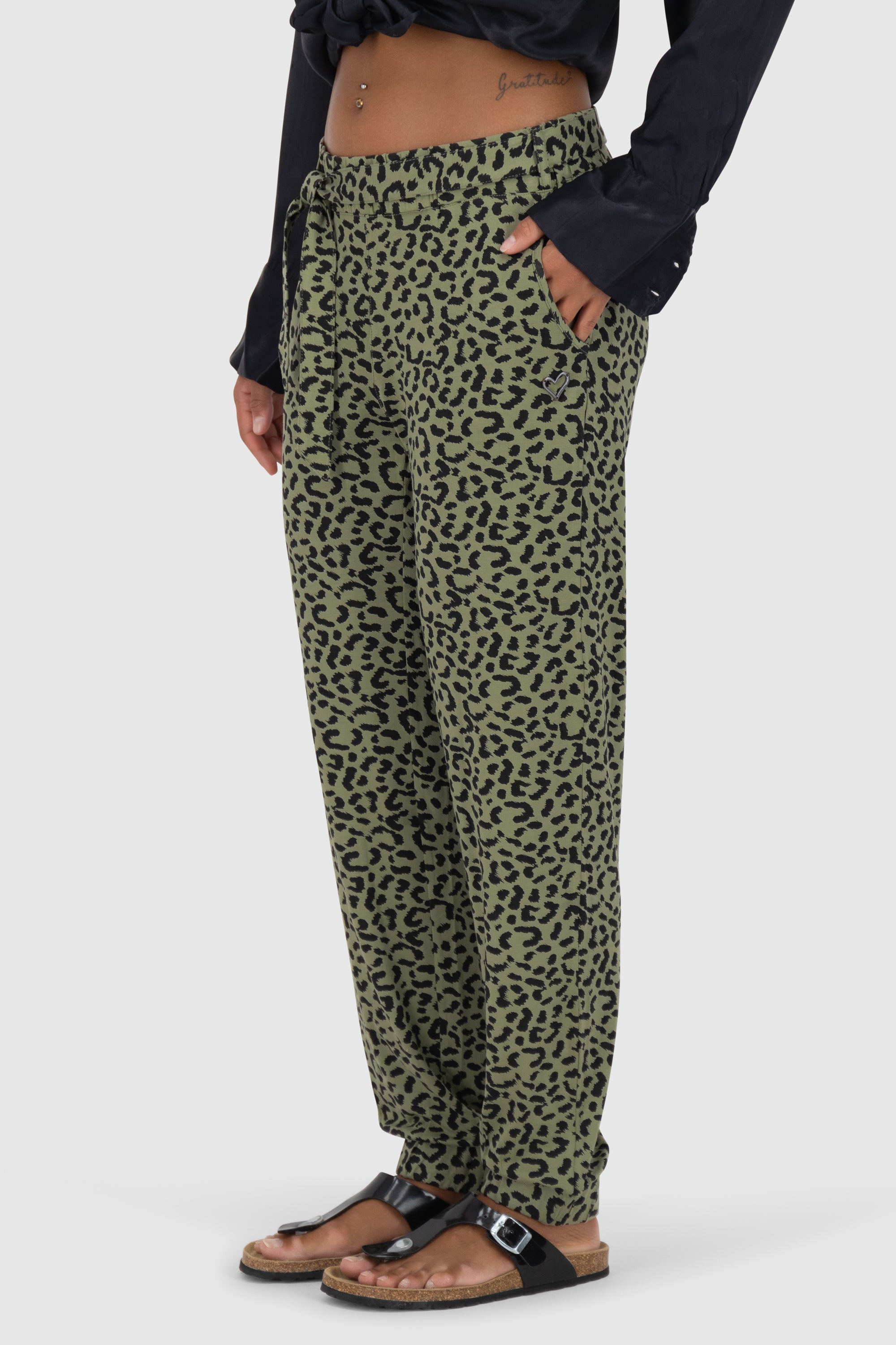 AliceAK B Pants Grün