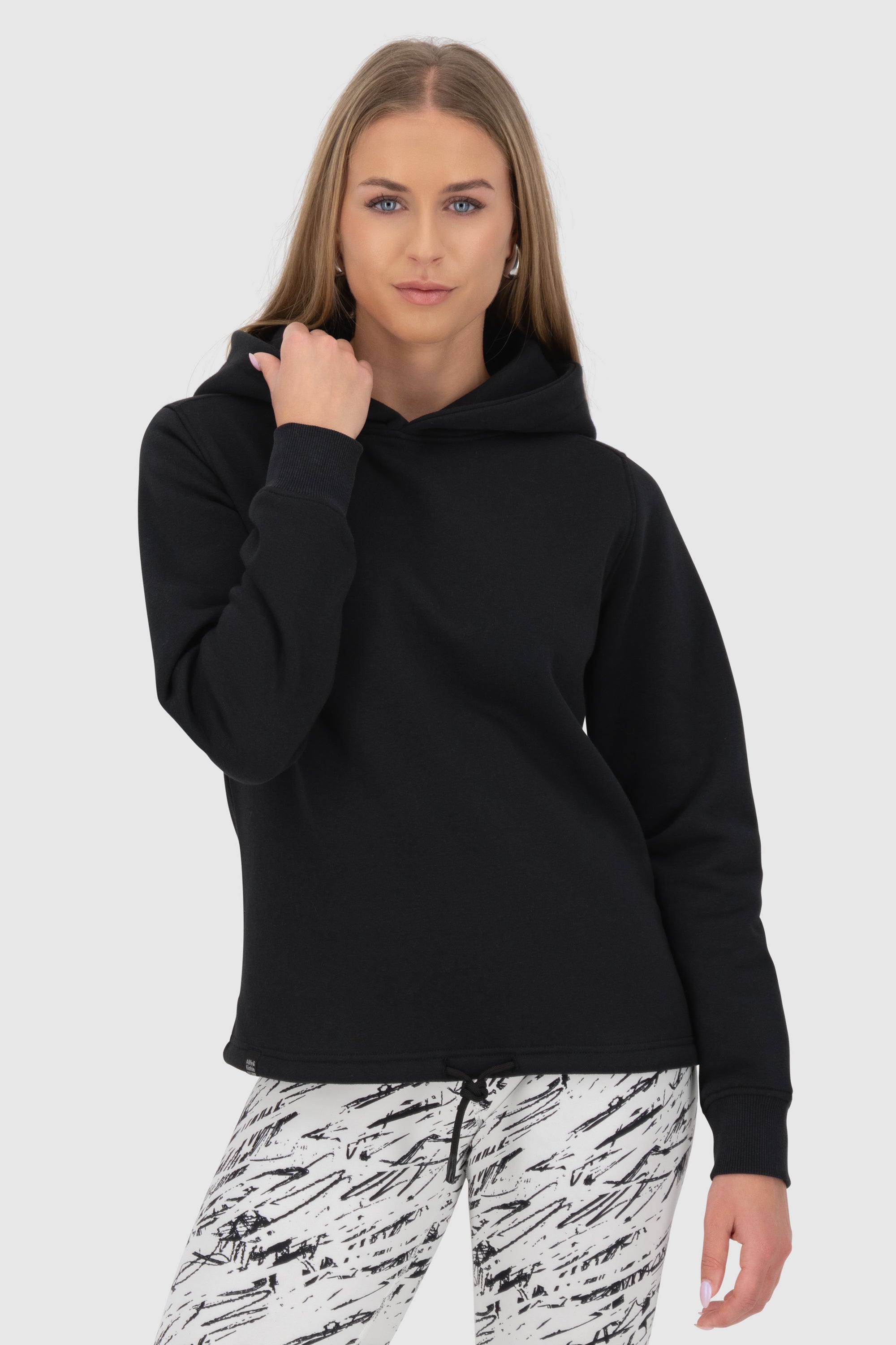 DunjaAK A Hoodie Schwarz