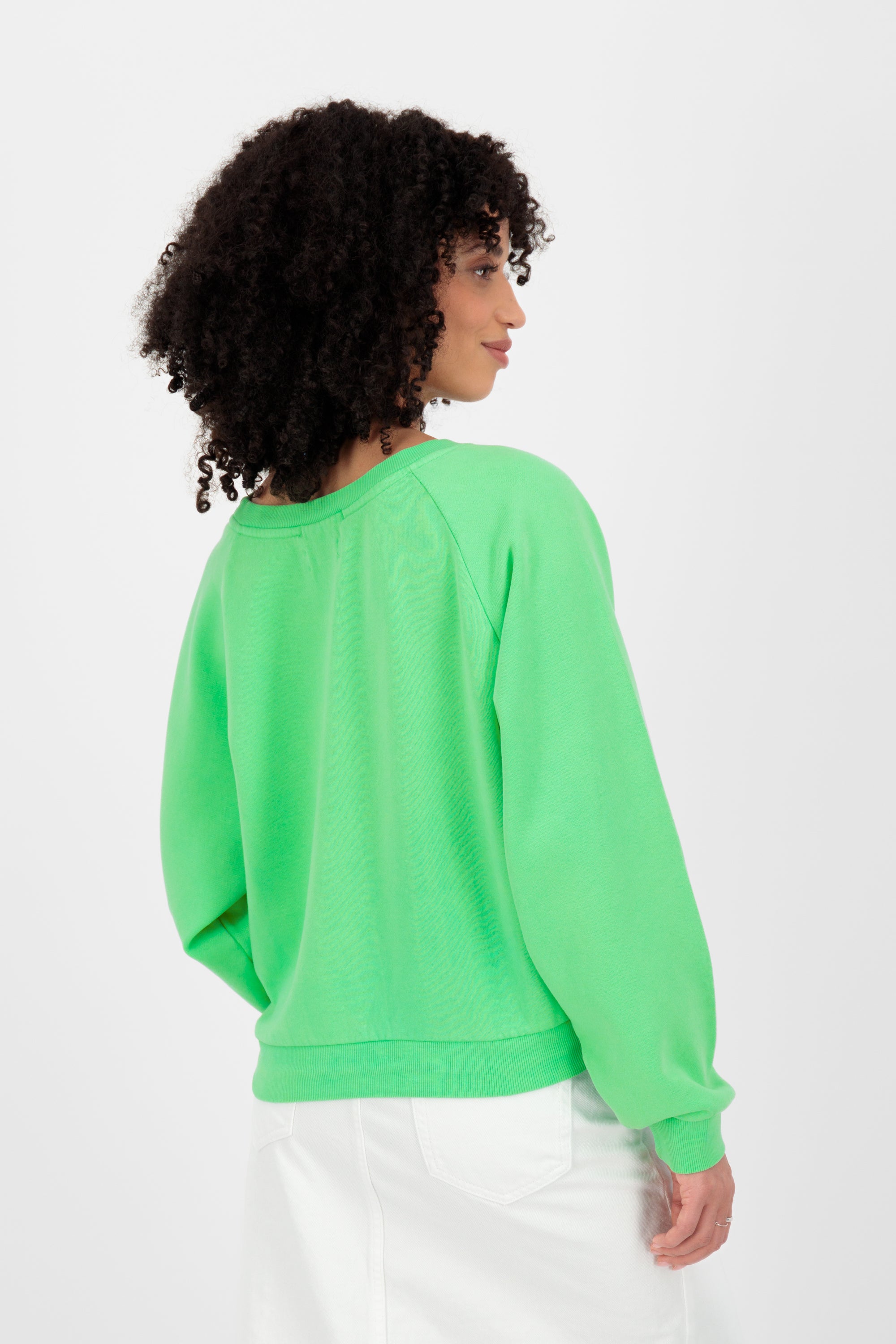 TeonaAK A Oversize Sweatshirt  Grün