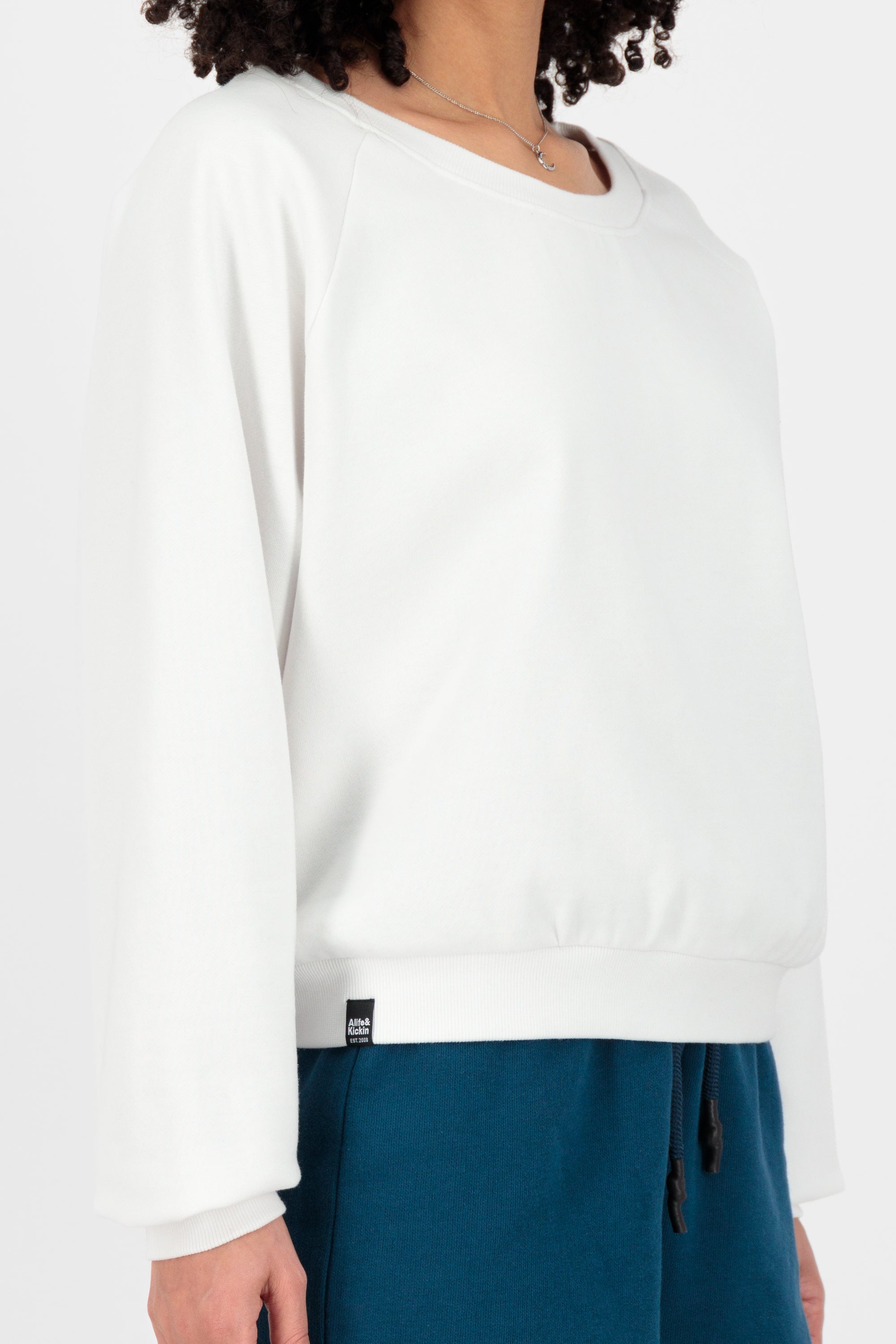 TeonaAK A Oversize Sweatshirt  Weiß