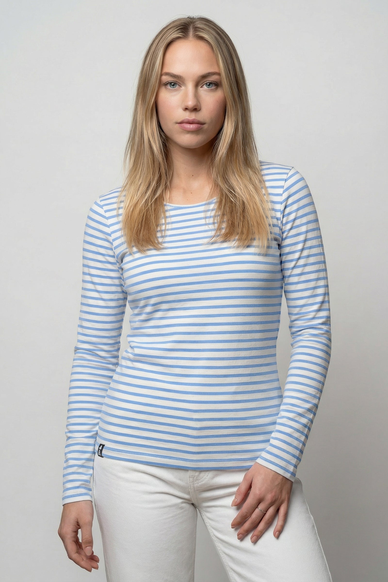 BerthaAK A Longsleeve Hellblau