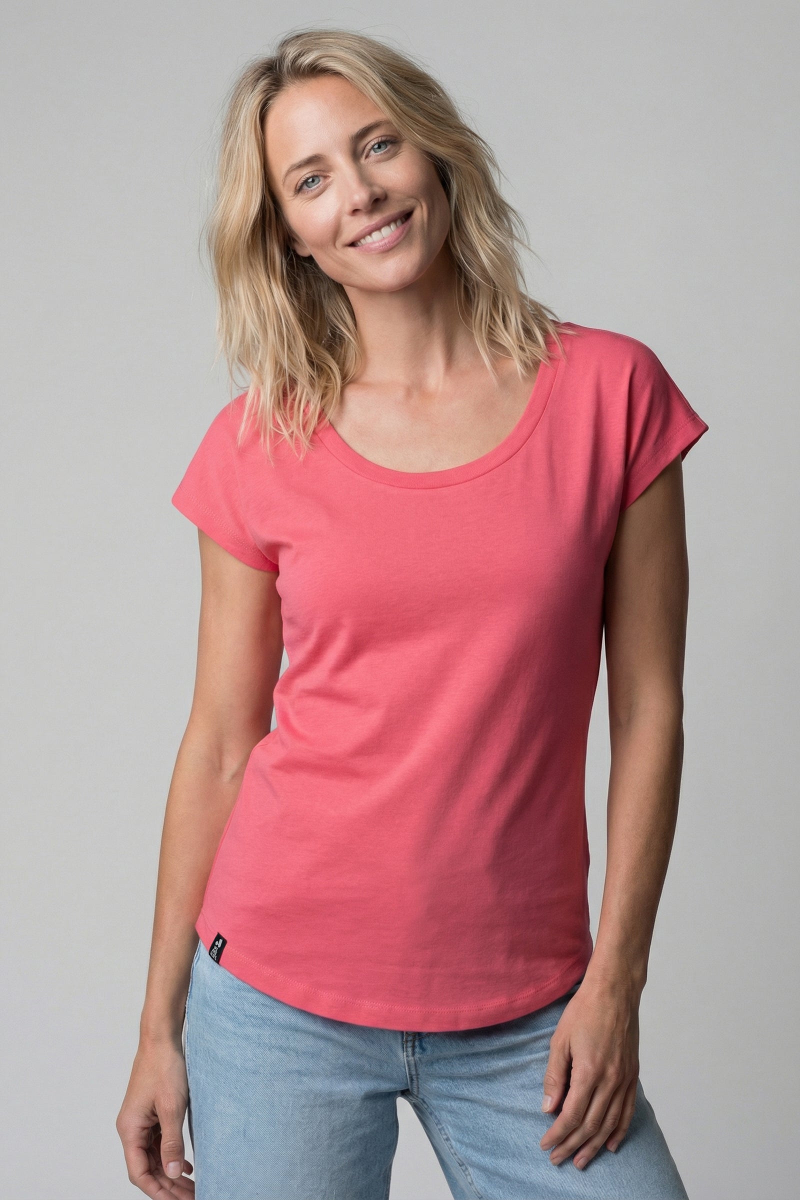 EiraAK A Shirt kamelie